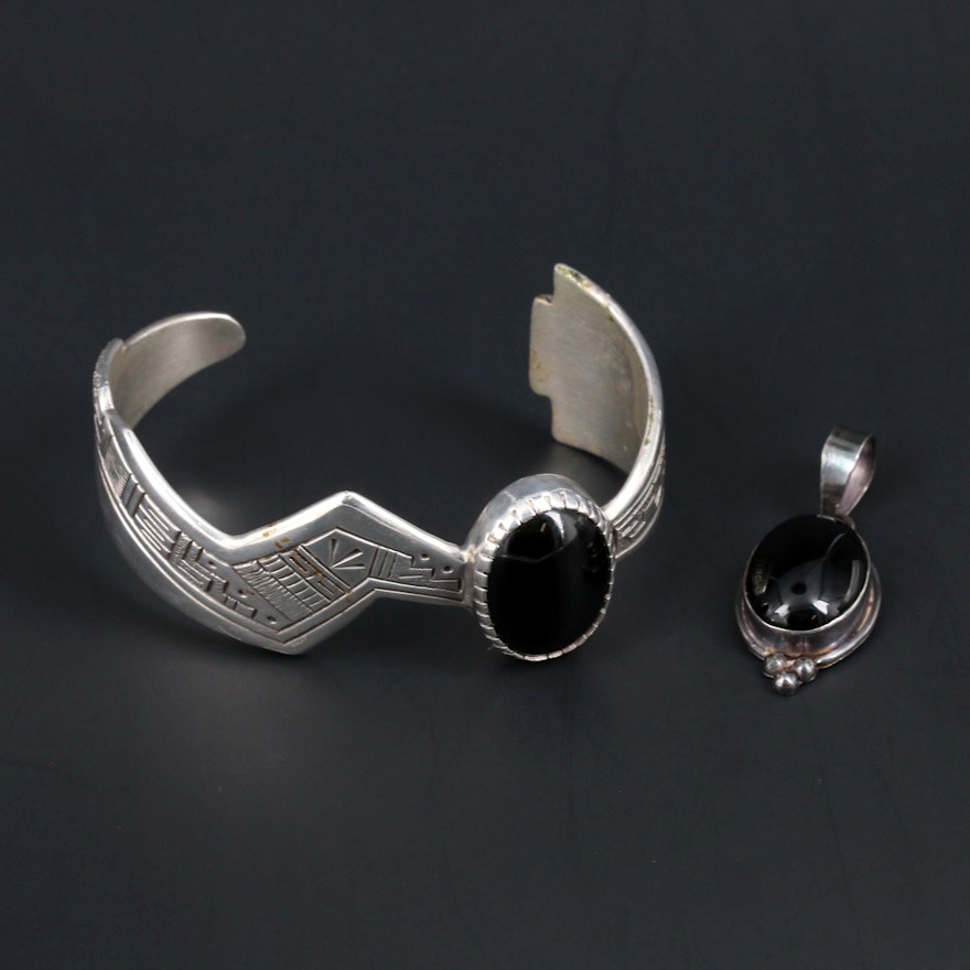 Roderick & Marilyn Tenorio Kewa Sterling Silver Black Onyx Cuff With Pendant