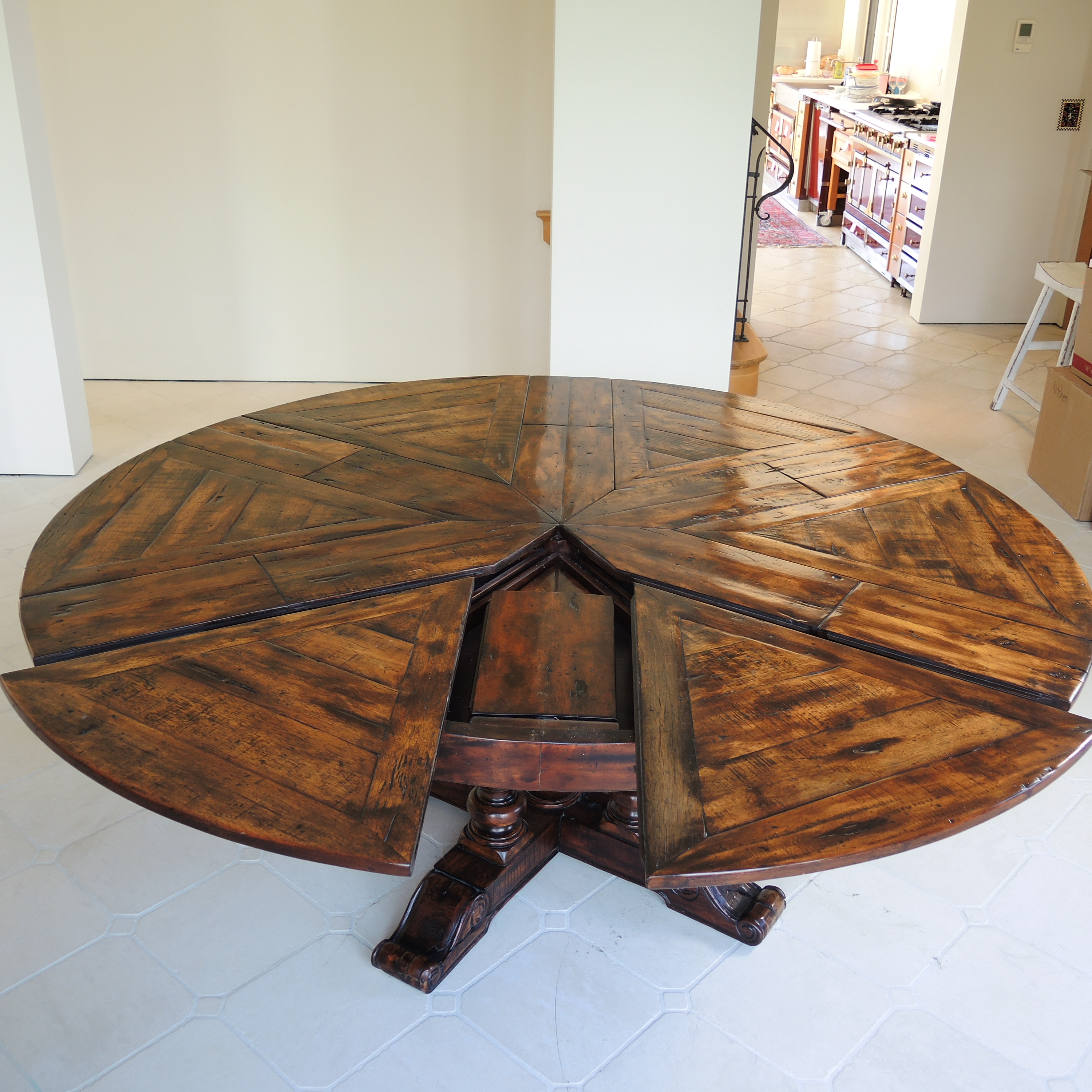 Theodore Alexander Castle Bromwich "Sylvan II" Round Jupe Dining Table