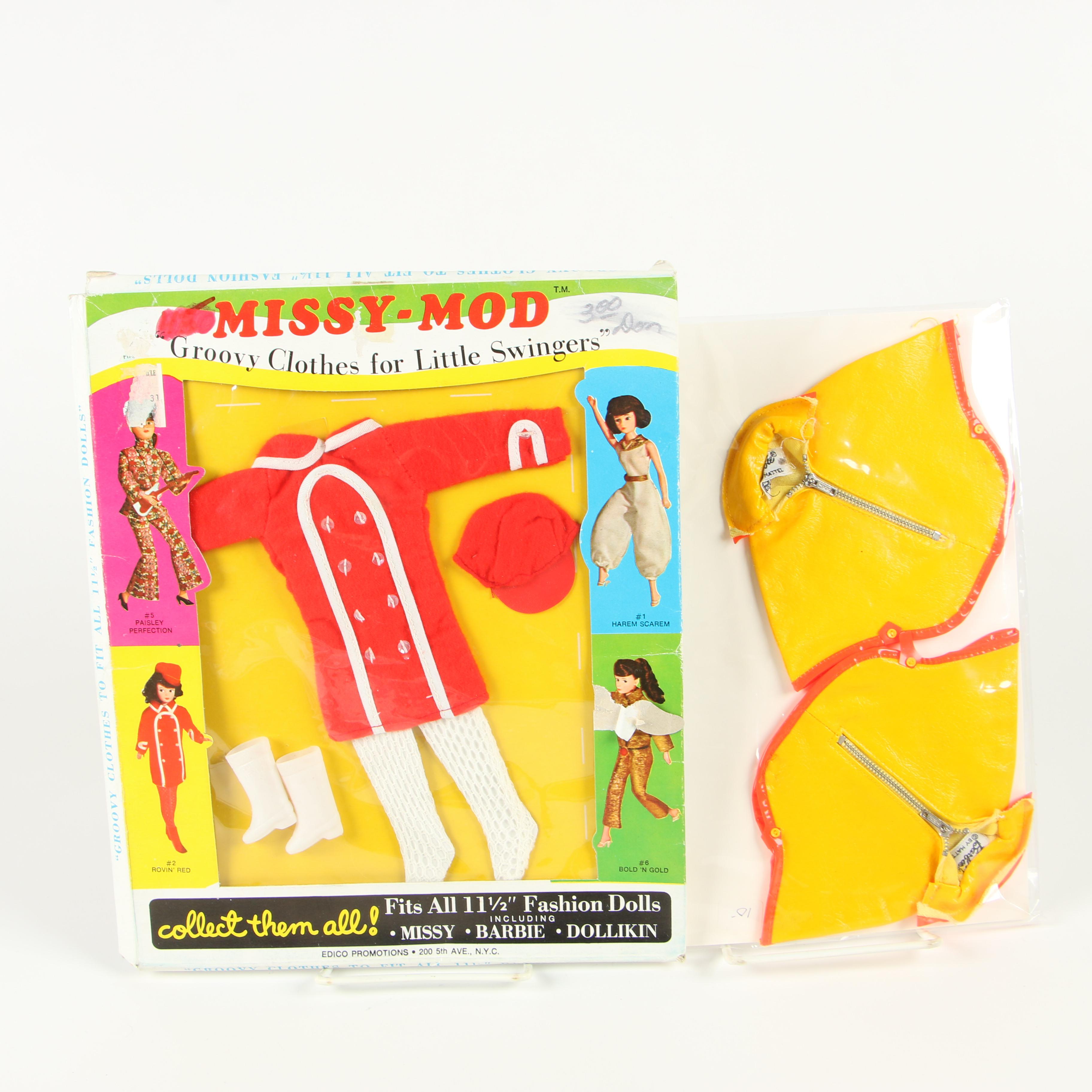 Barbie "Sun Charm" Magic Camper Van with Clothing and Accessories