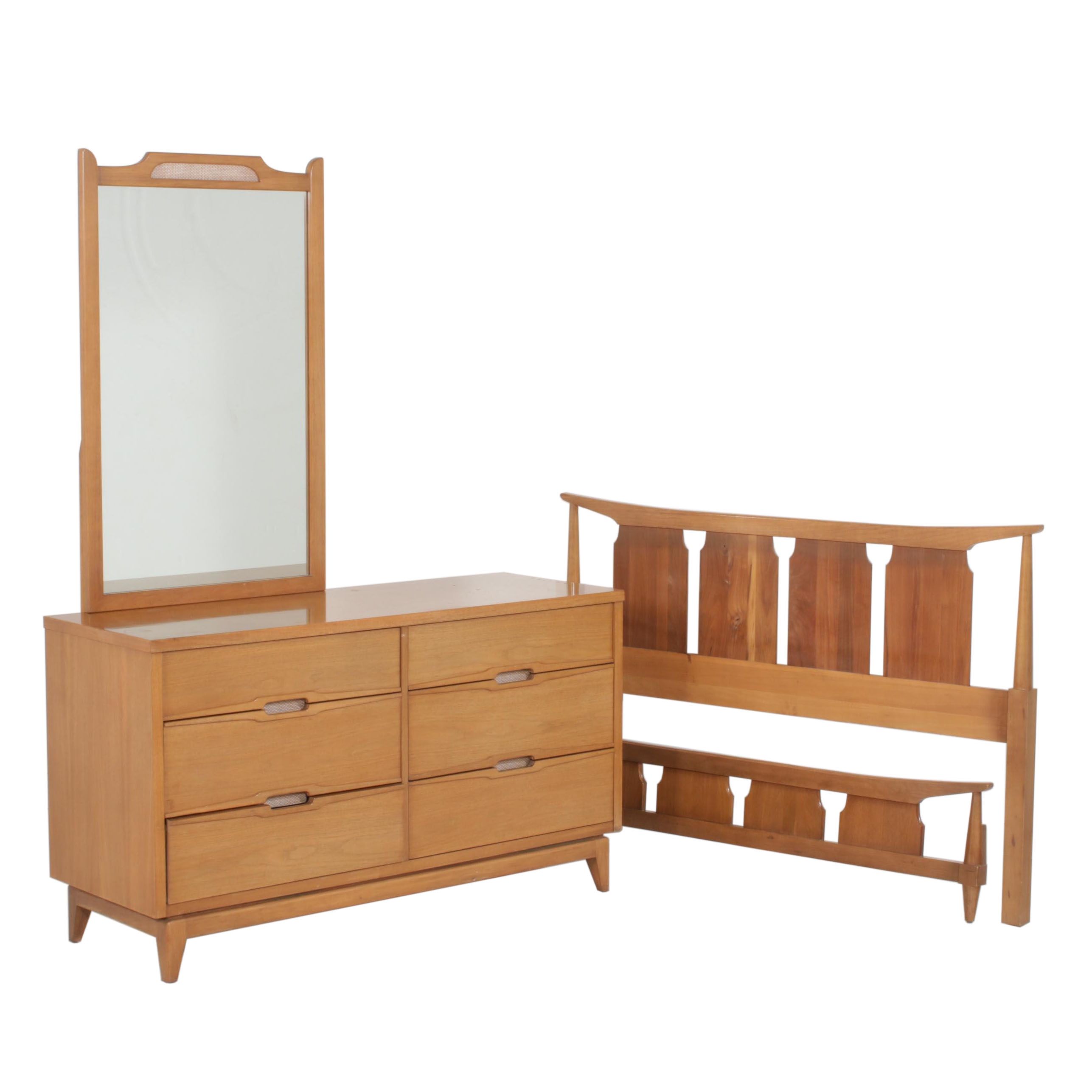 Kroehler Mid Century Modern Wood Dresser with Mirror and Full-Size Bed Frame