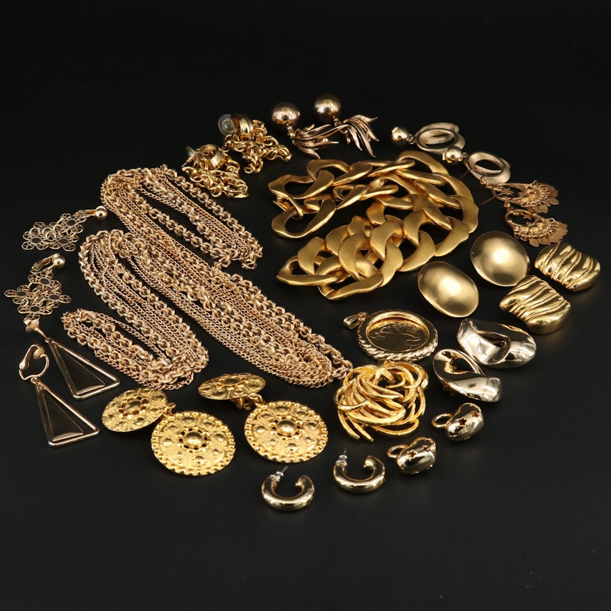 Assorted Gold Tone Jewlery Including Earrings, Brooches and Necklaces