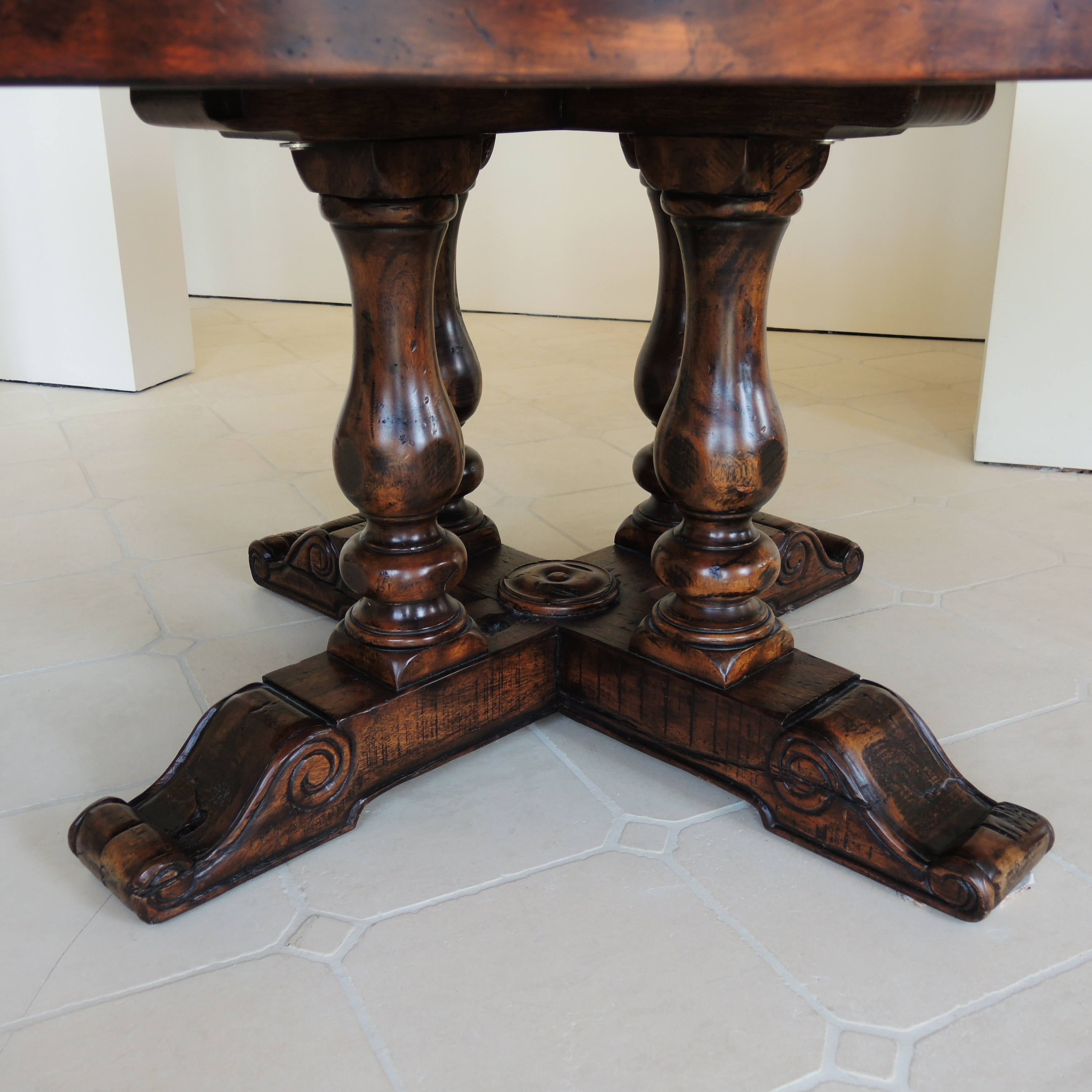 Theodore Alexander Castle Bromwich "Sylvan II" Round Jupe Dining Table