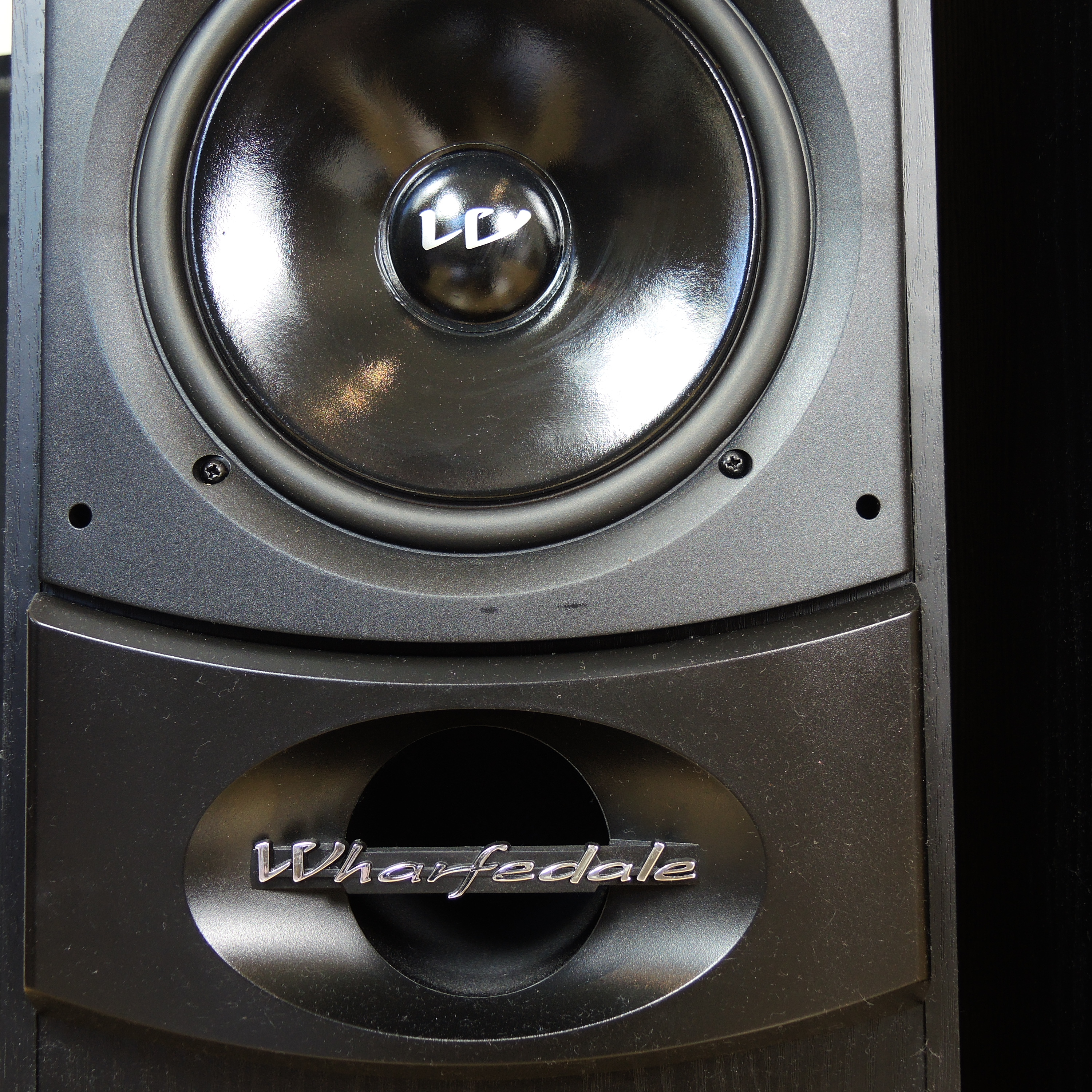 Wharfedale Valdus 400 Floorstanding Speaker
