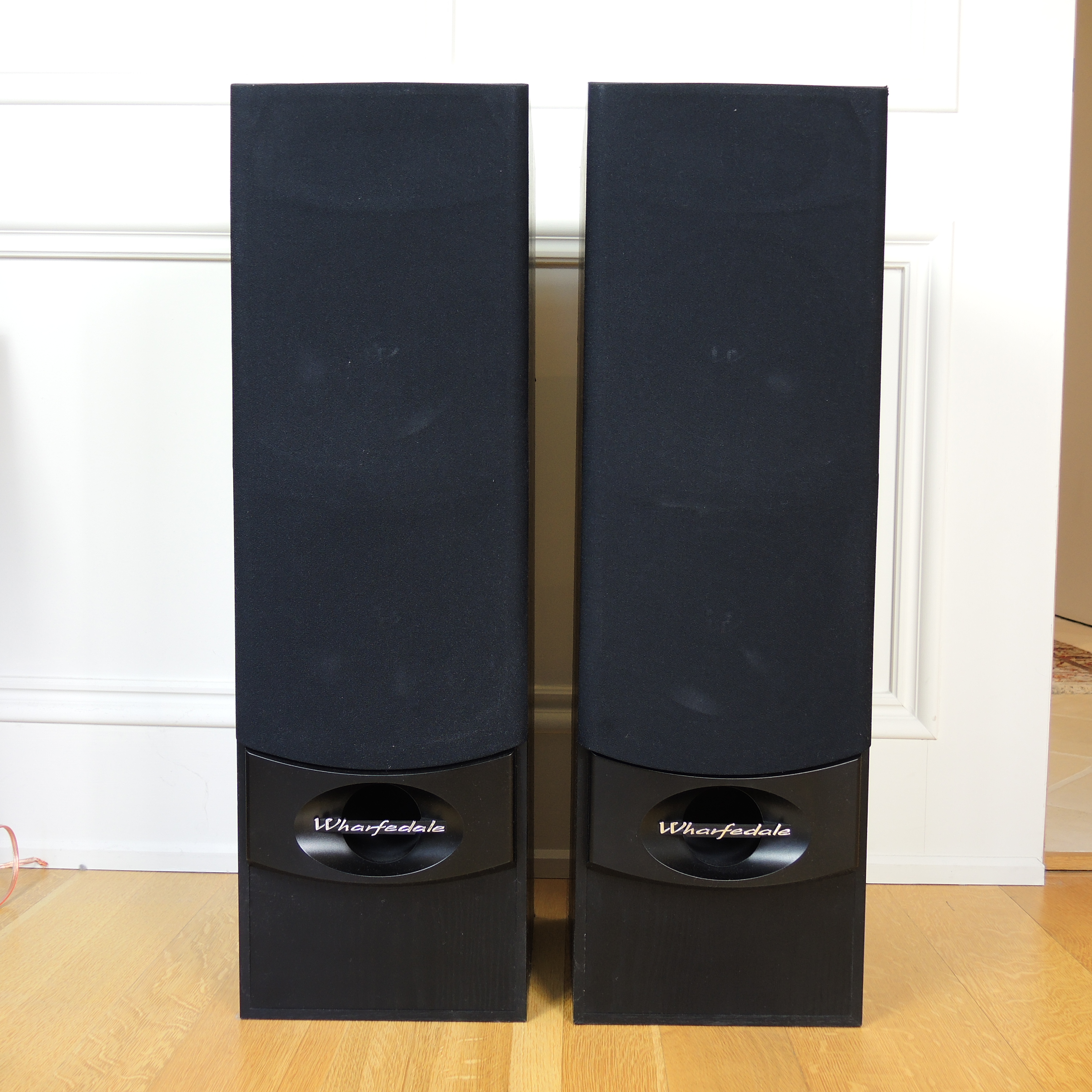 Wharfedale Valdus 400 Floorstanding Speaker