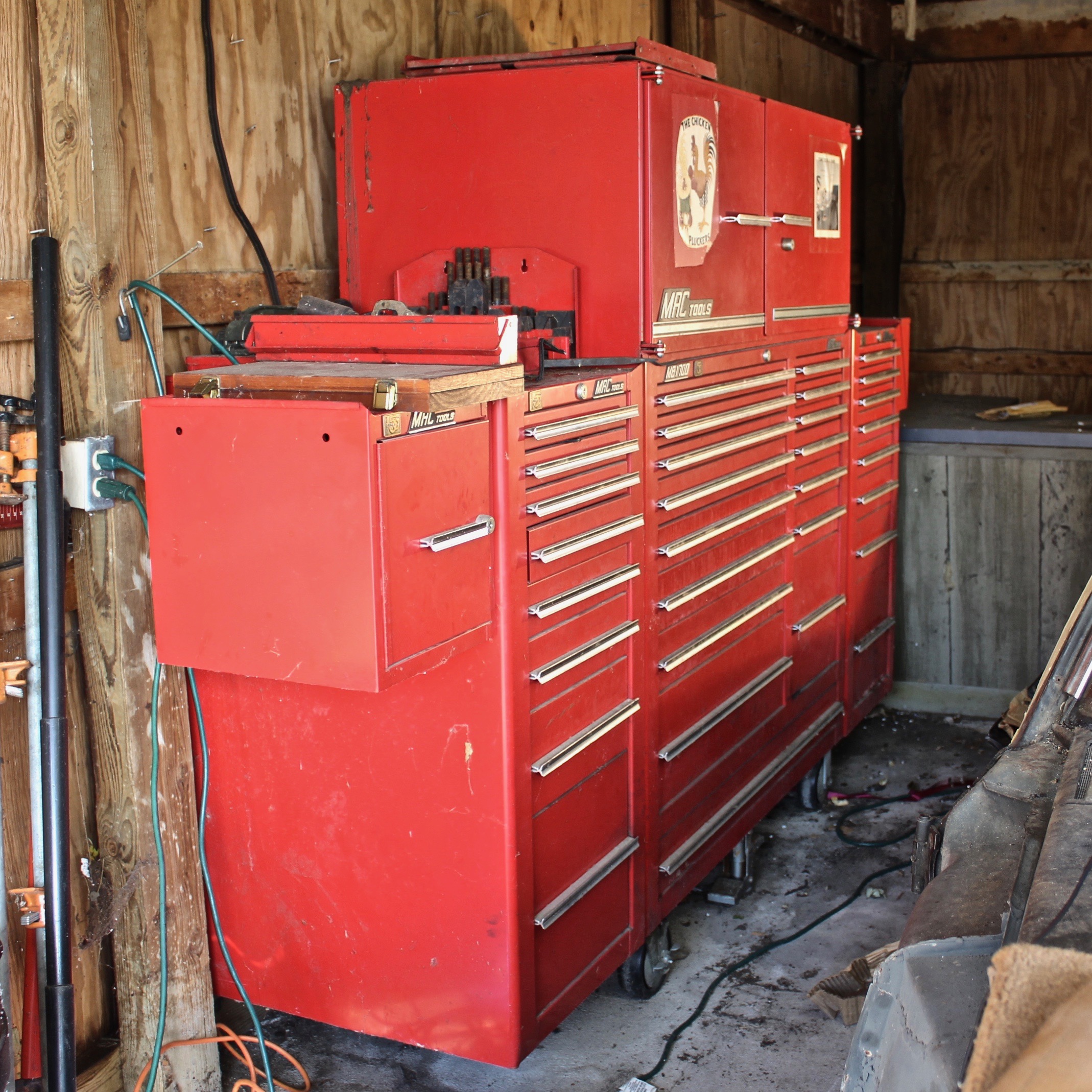 Mac MB1700 Tool Cabinet and Tools