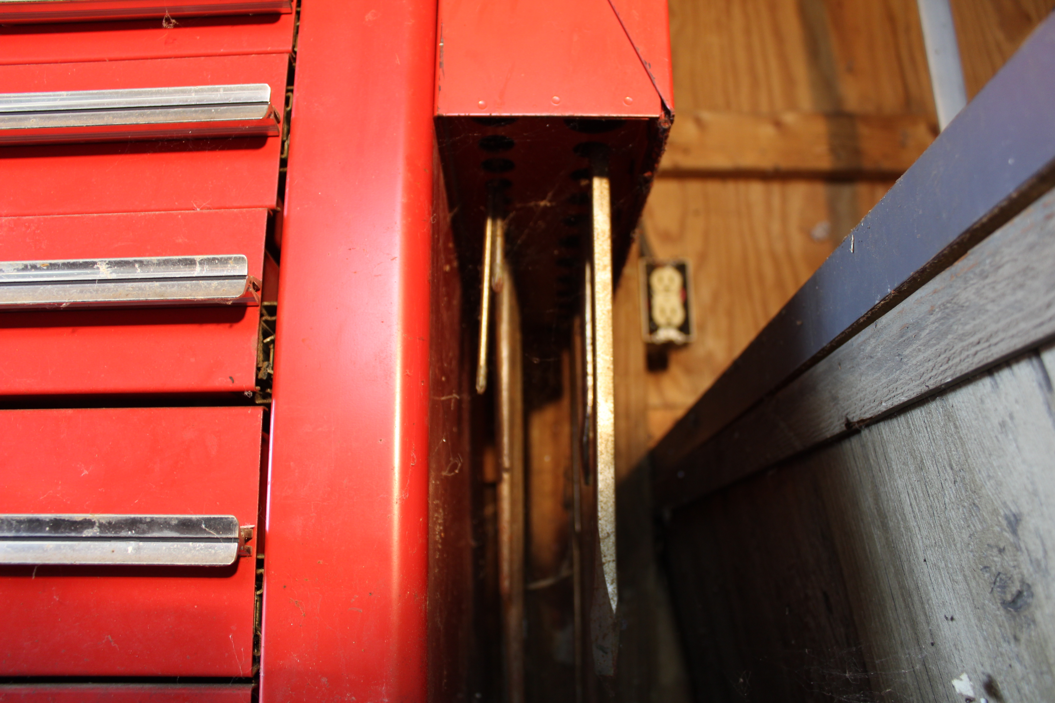 Mac MB1700 Tool Cabinet and Tools