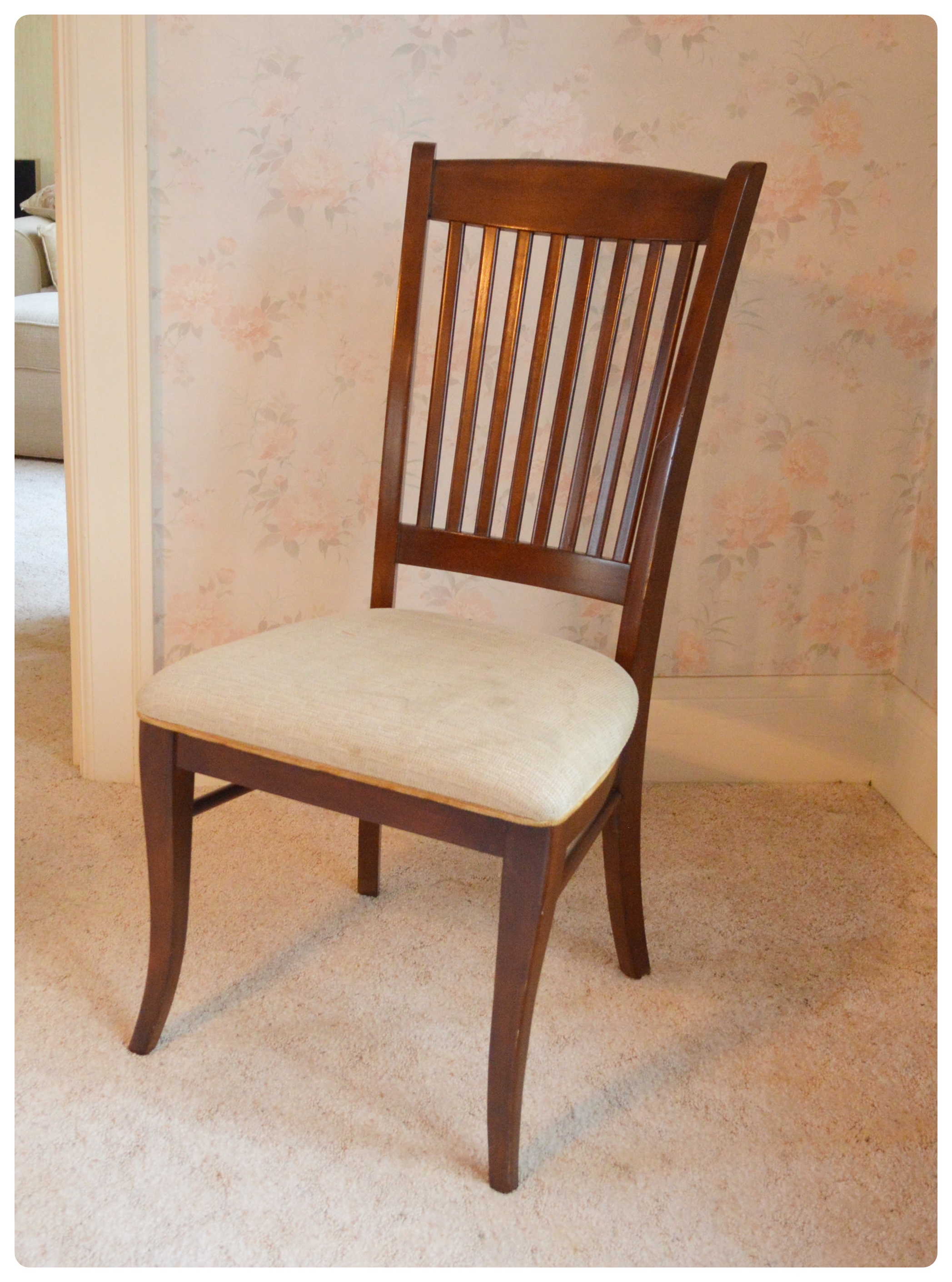 Richardson Bros. Co. Cherry Dining Table and Chairs, Late 20th Century