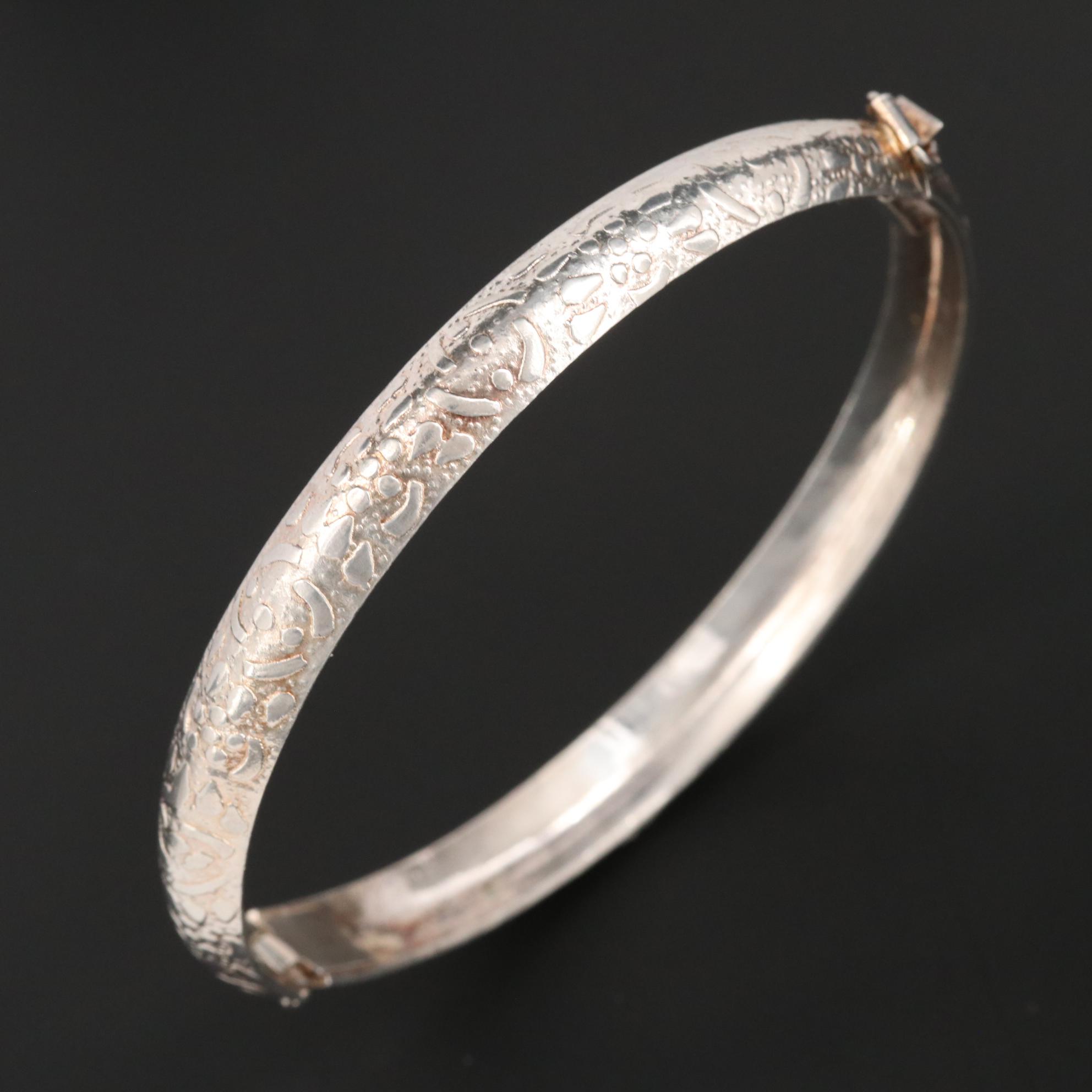 Sterling Silver Textured, Hinged, Bangle Bracelet
