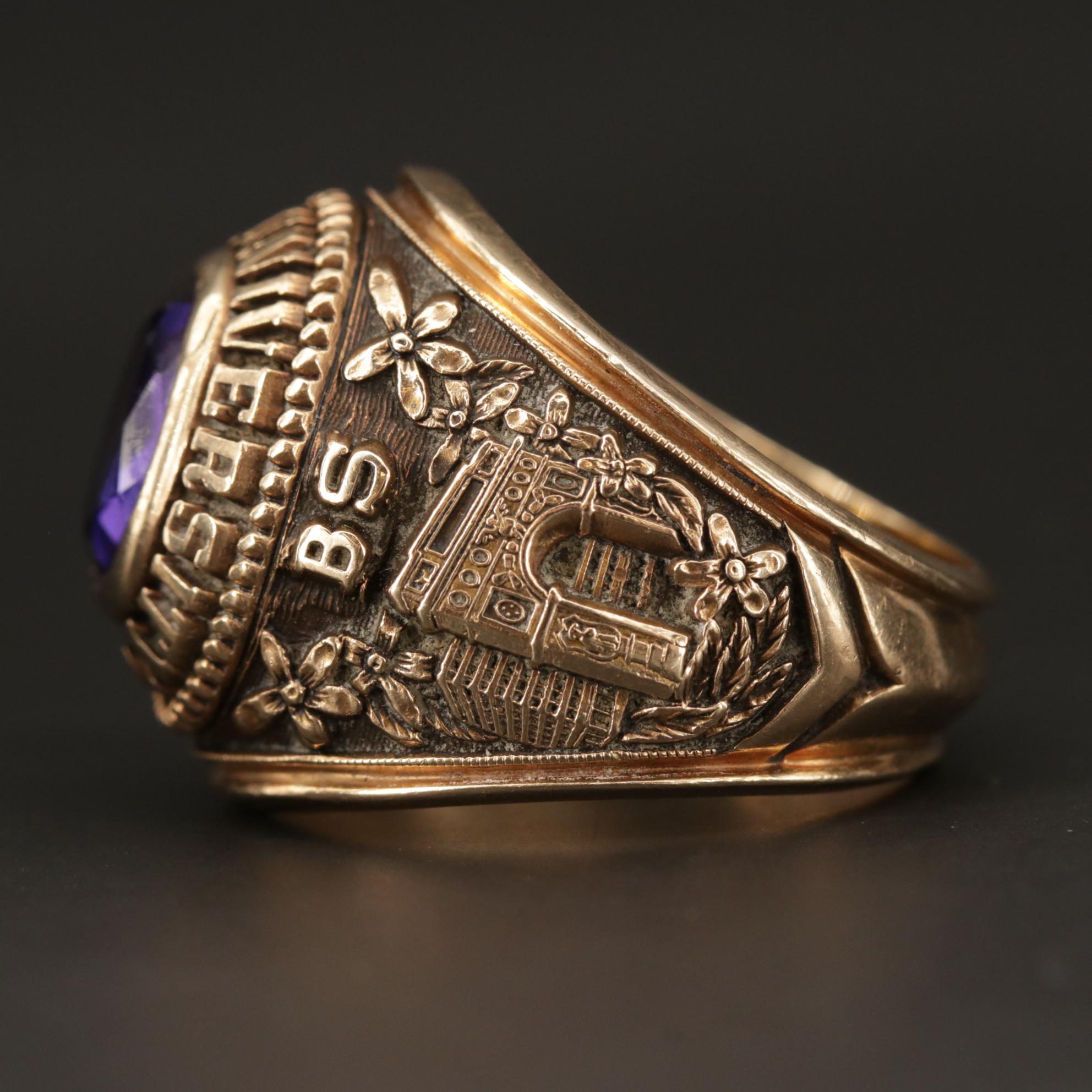 Vintage 10K Yellow Gold Sapphire New York University Class Ring