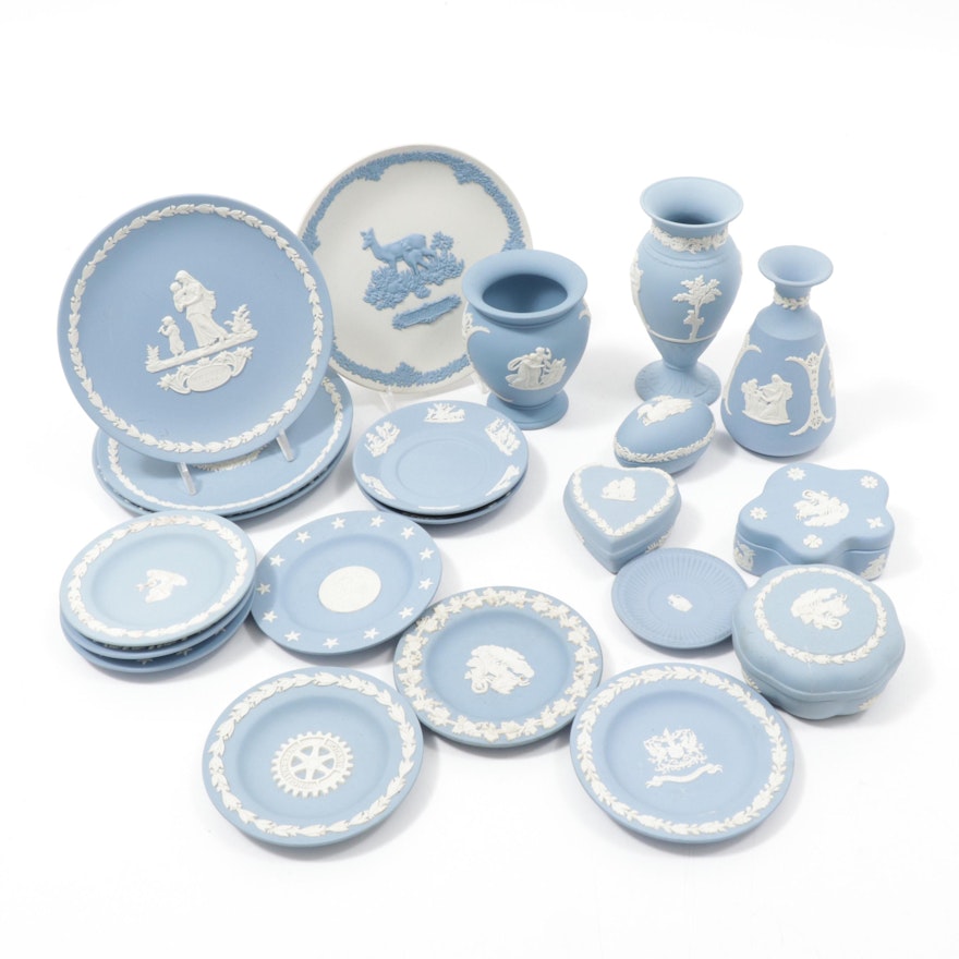 Wedgwood Jasperware Vases and Plates, 1970s