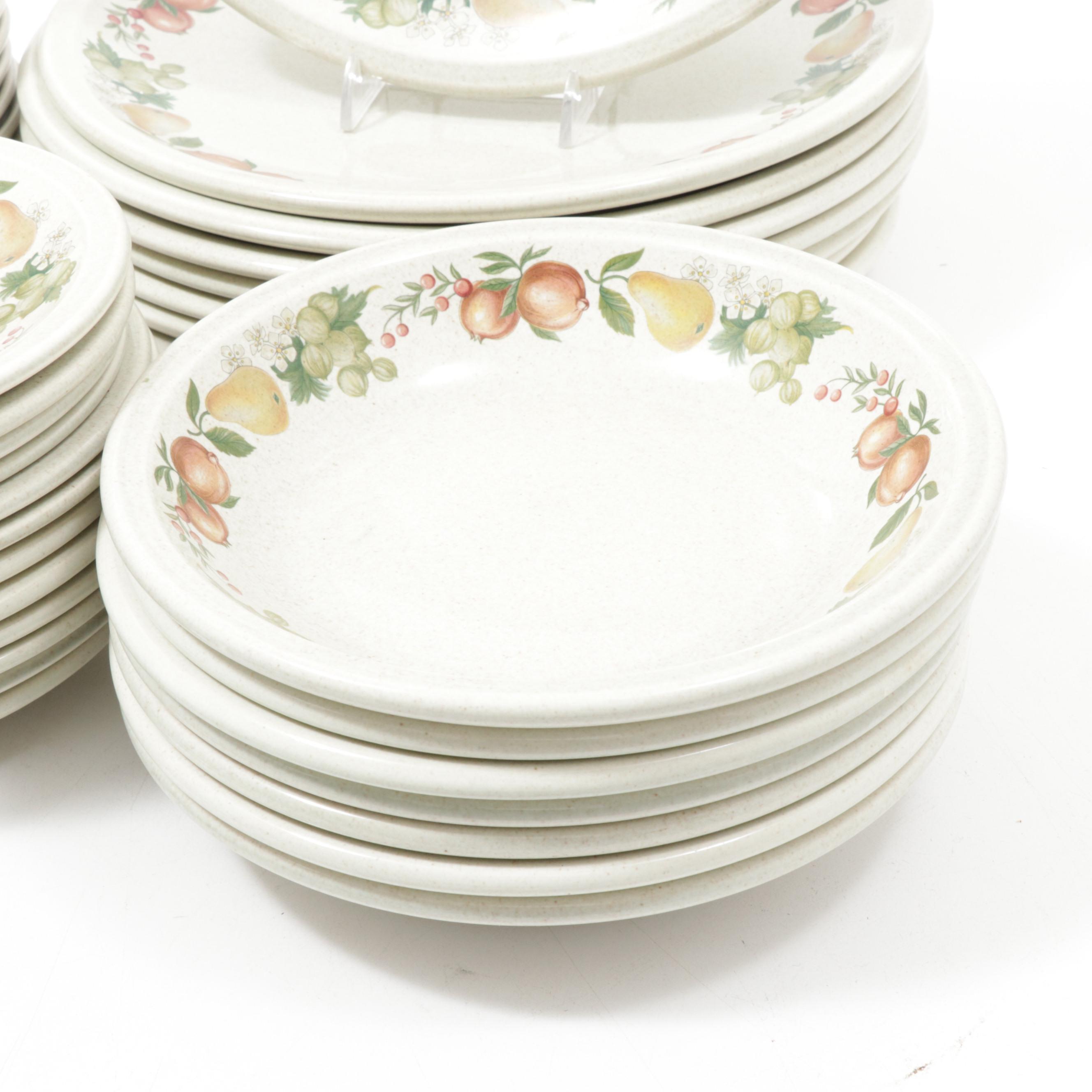 Wedgwood "Quince" Oven-to-Table Stoneware Dinnerware, Late 20th Century