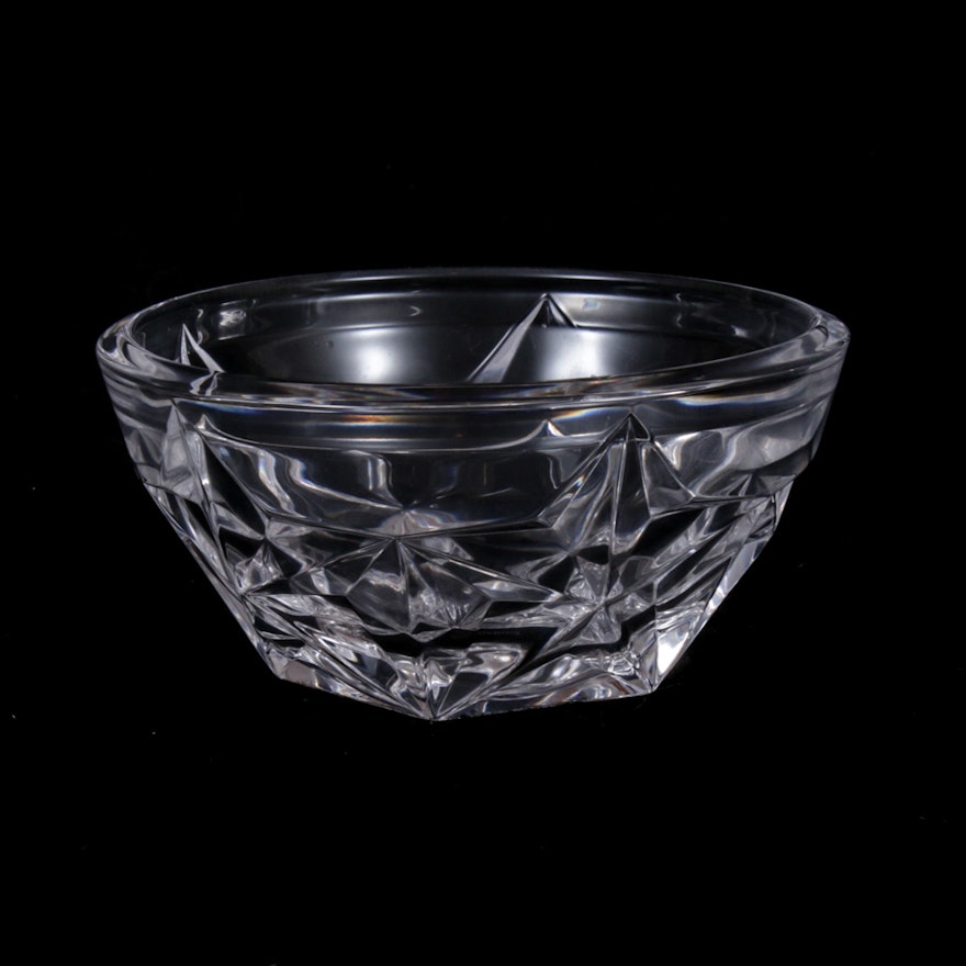 Tiffany & Co. "Star" Crystal Bowl, Mid to Late 20th Century