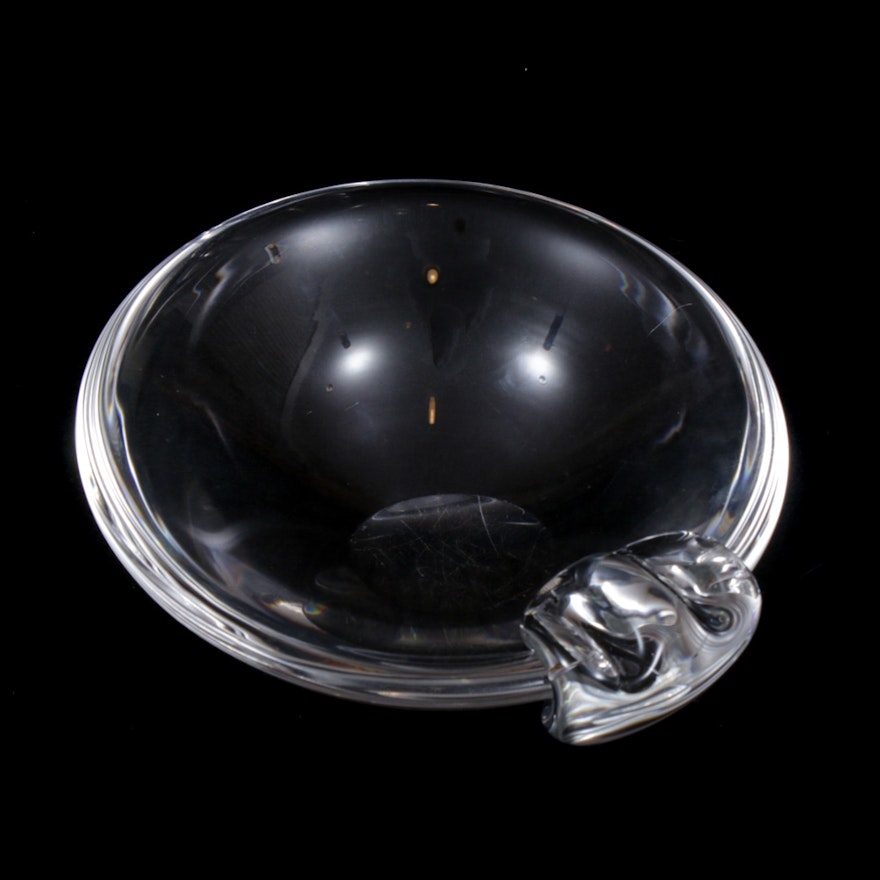 Steuben Art Glass Ashtray with Sloping Bowl Designed by David Hills, 1952