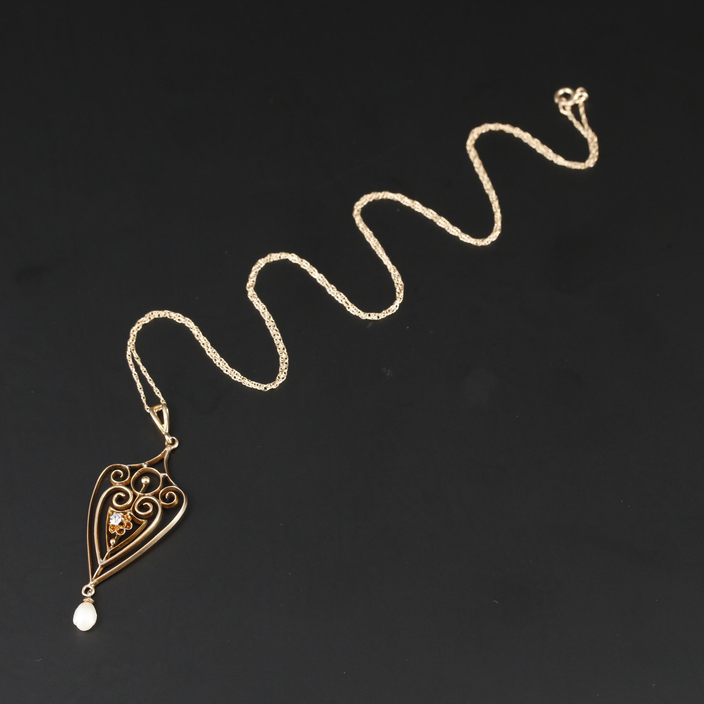 Vintage 14K Yellow Gold Diamond and Dog Tooth Pearl Lavalier Pendant Necklace