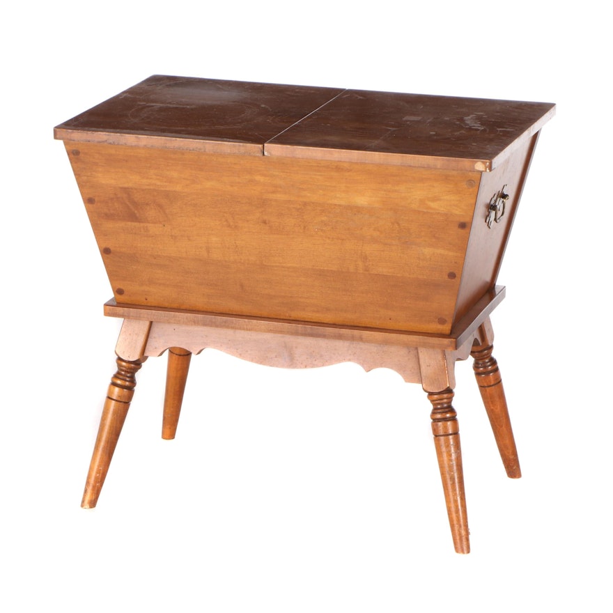 Tell City Chair Co., Federal Style Maple Dough Box Side Table