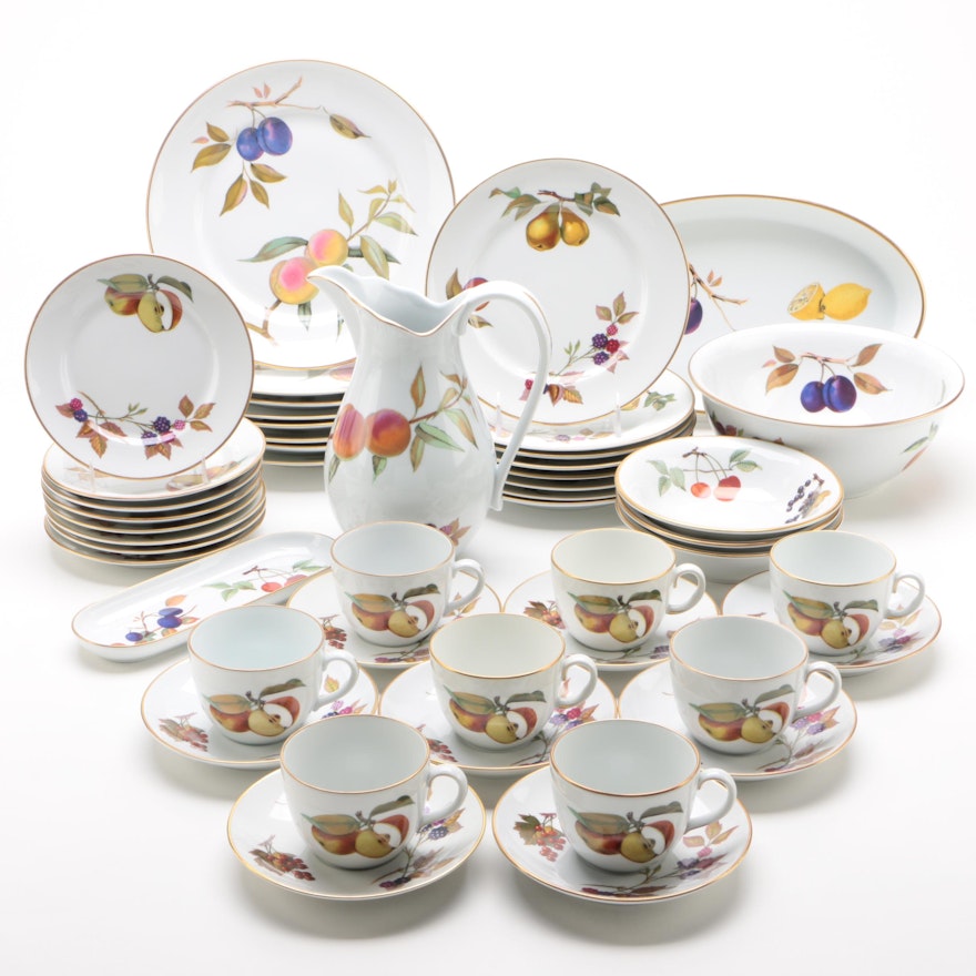 Royal Worcester "Evesham" Porcelain Dinnerware