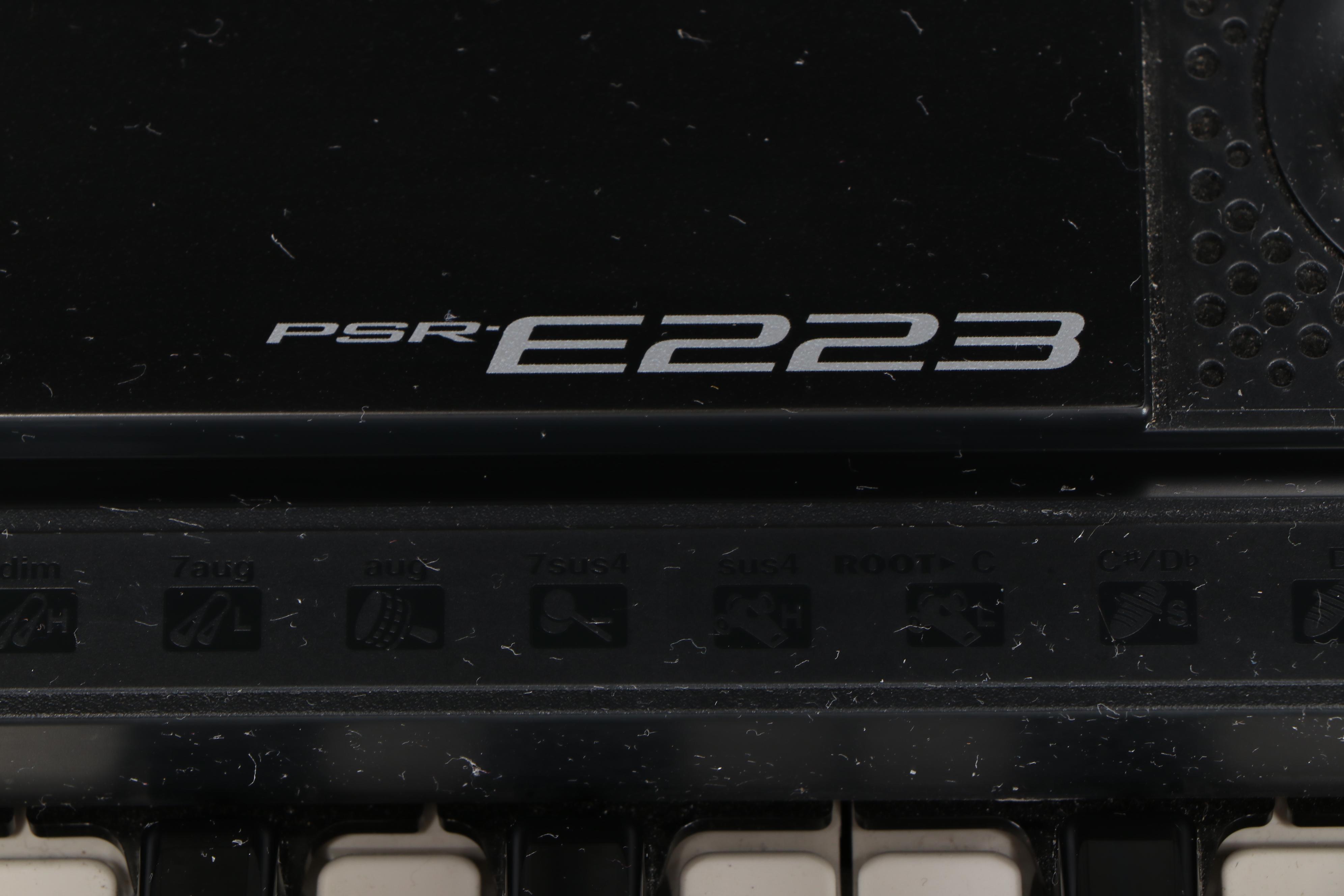 Yamaha PSR E223 Keyboard with Stand and Carrying Case, Contemporary