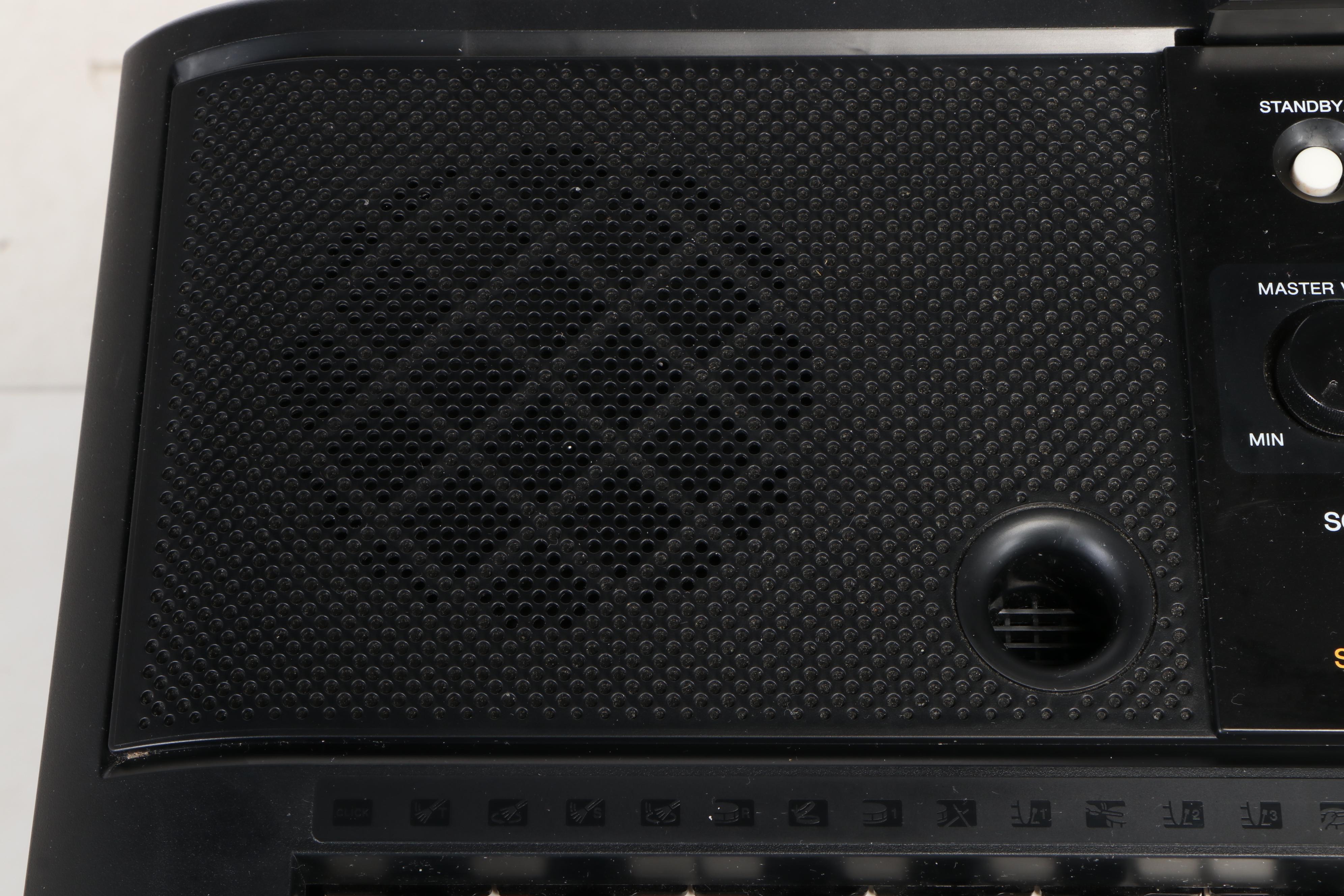 Yamaha PSR E223 Keyboard with Stand and Carrying Case, Contemporary