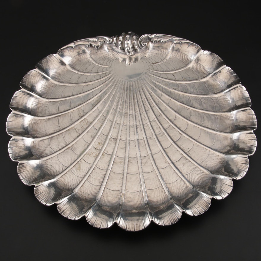 M. H. Wilkens & Söhne Baroque Revival 800 Silver Shell Footed Tray, circa 1890