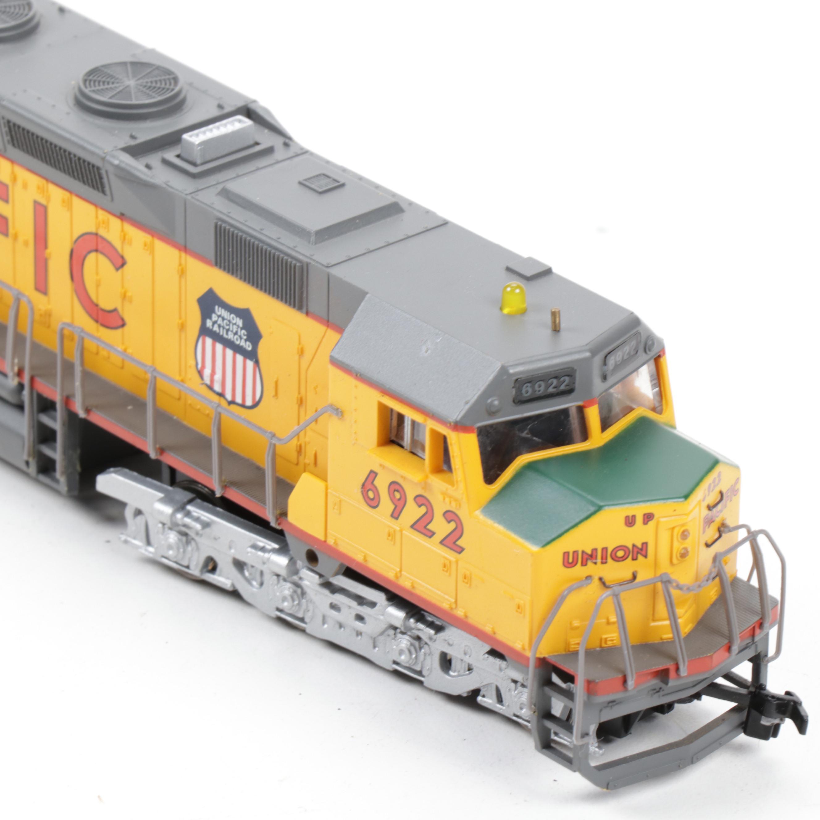 Bachmann Spectrum HO Scale Union Pacific Locomotive