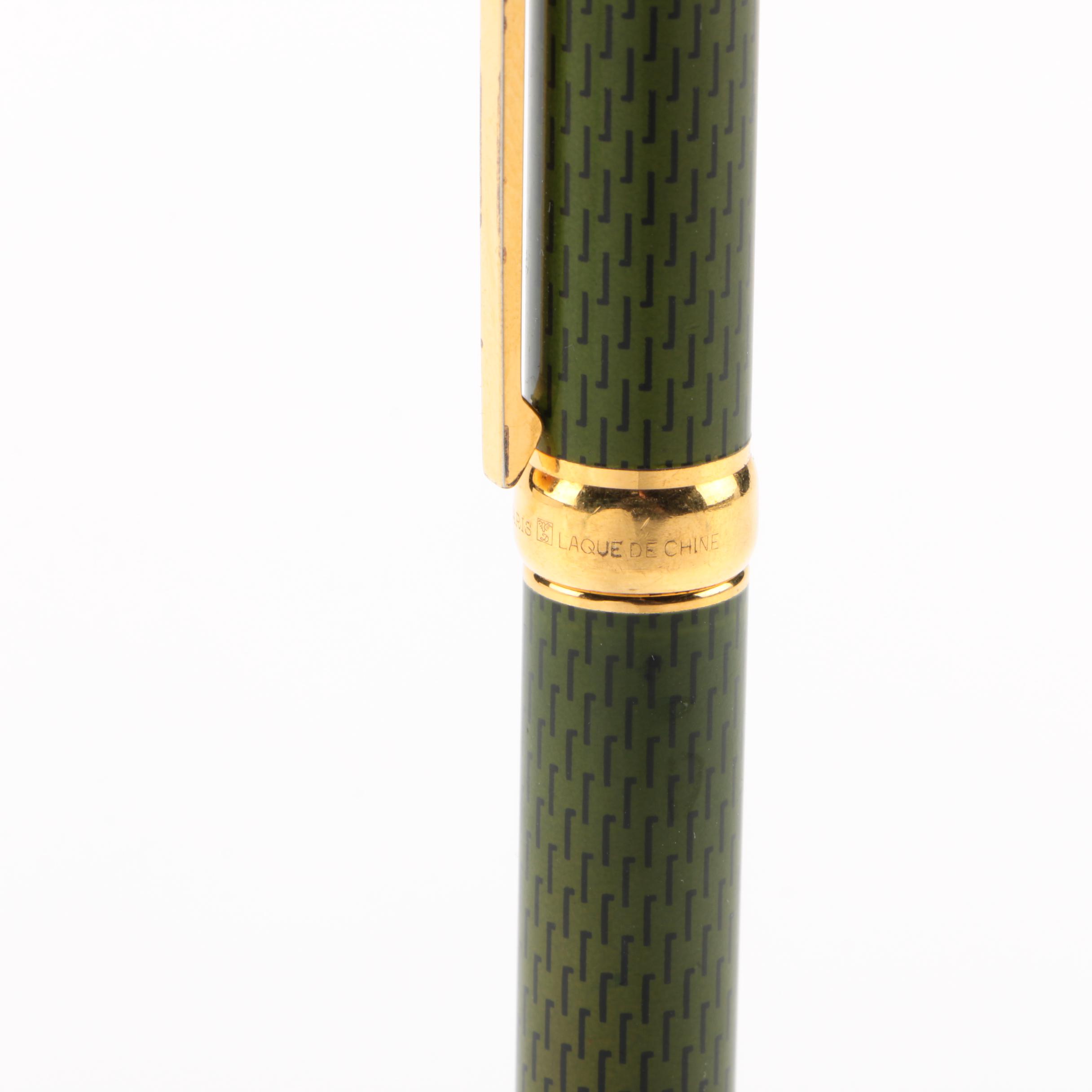 S.T. Dupont "Gatsby" Green Lacquer Fountain Pen with 18K Gold Nib, France, 1980s