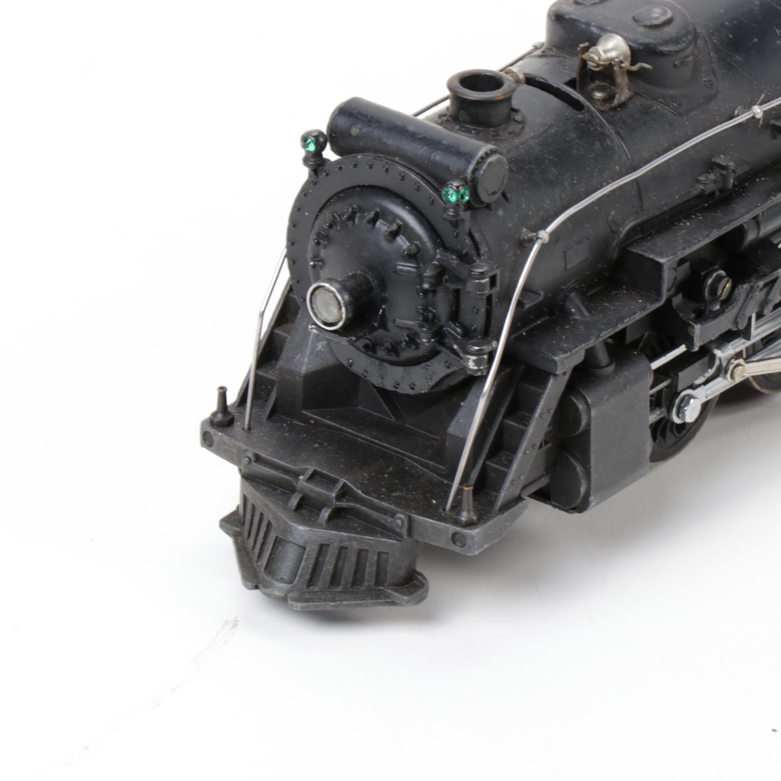 Pre-War Lionel O-Scale 225E Steam Locomotive with 2235W Die-Cast Metal Tender