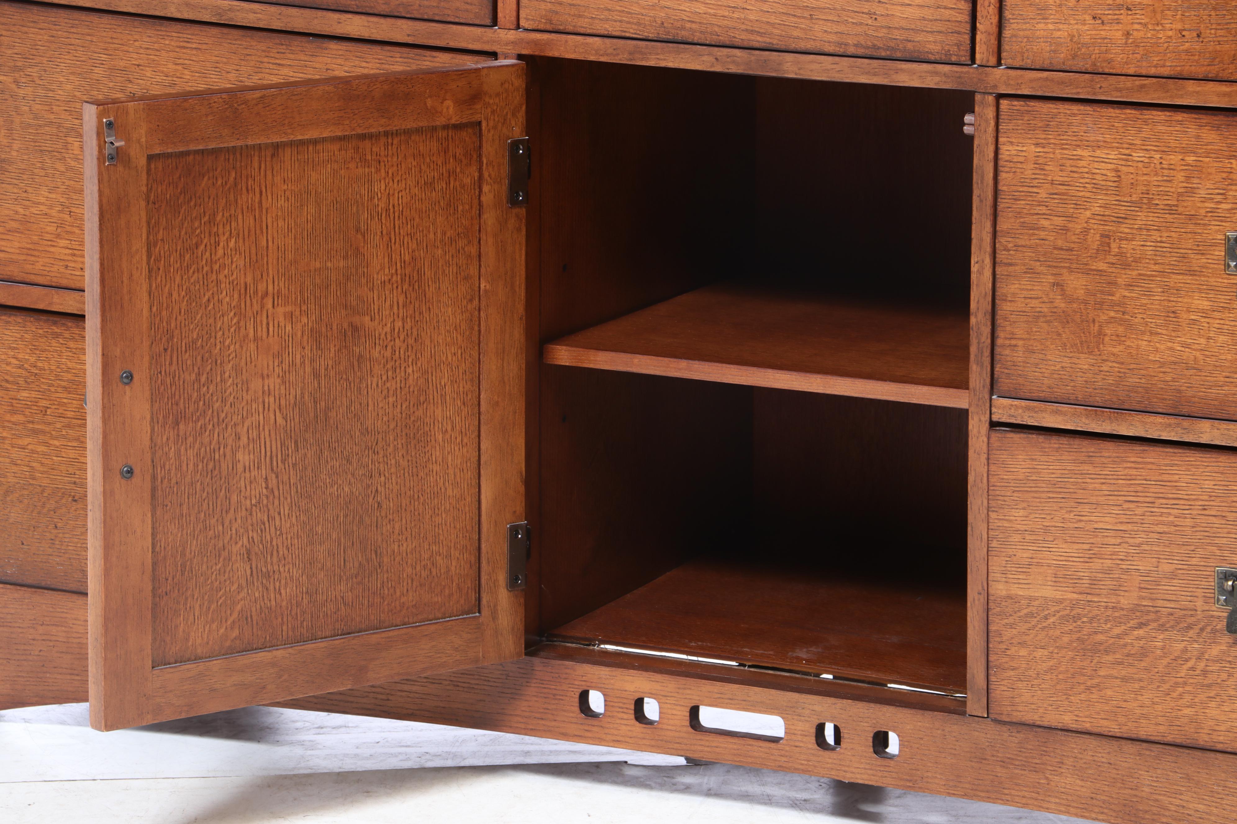 Mission Style Broyhill Oak Dresser with Mirror, Late 20th Century