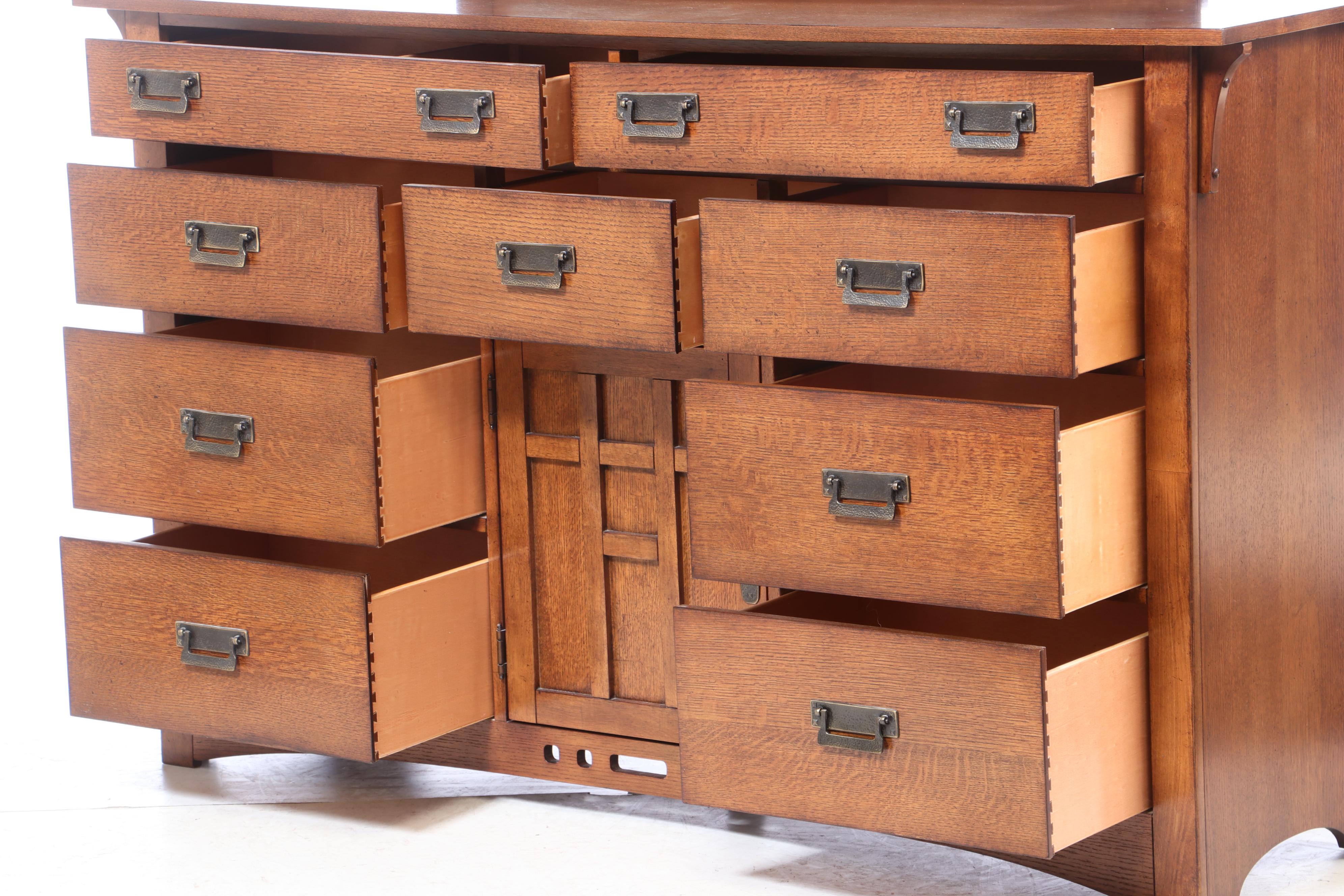 Mission Style Broyhill Oak Dresser with Mirror, Late 20th Century