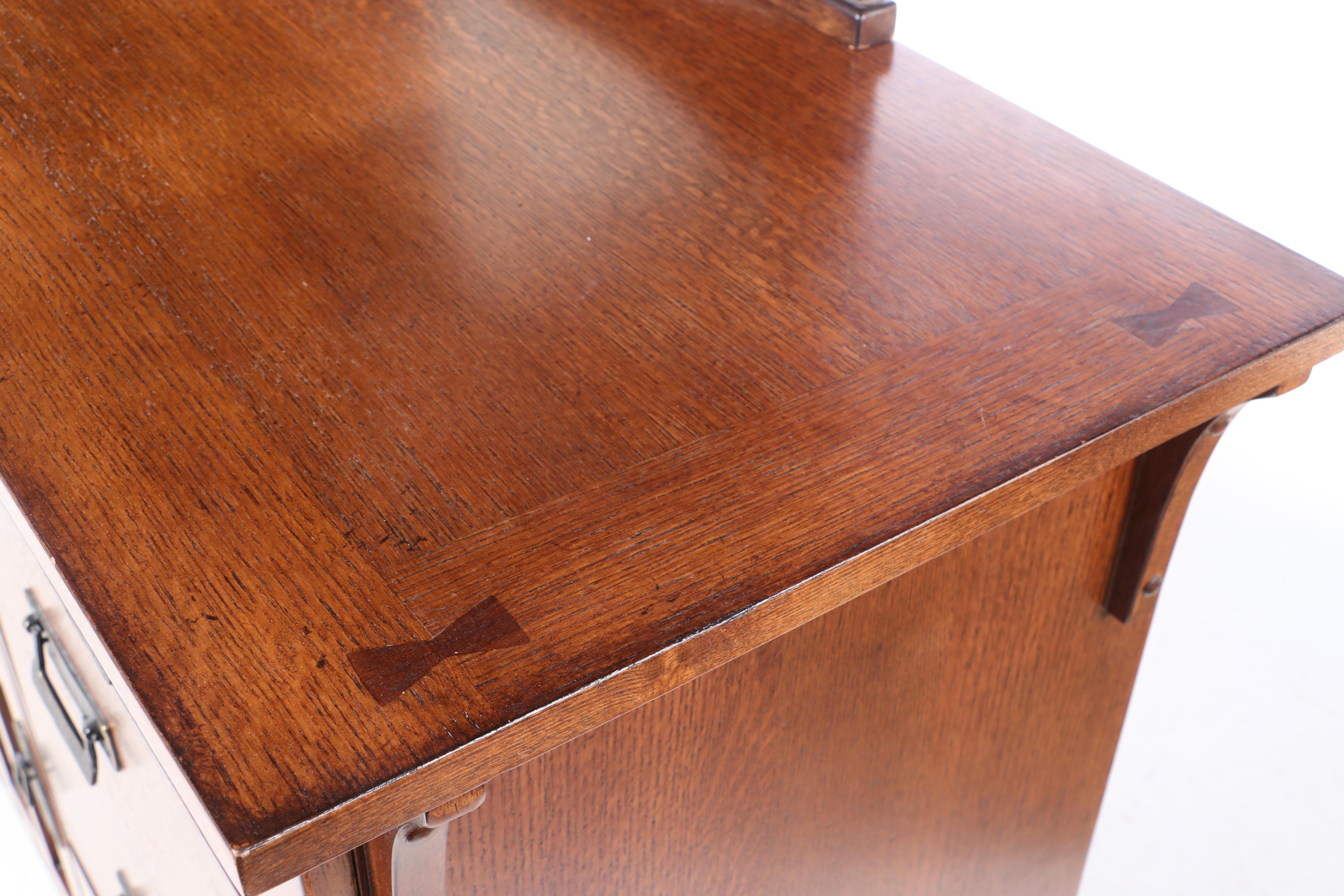 Mission Style Broyhill Oak Dresser with Mirror, Late 20th Century