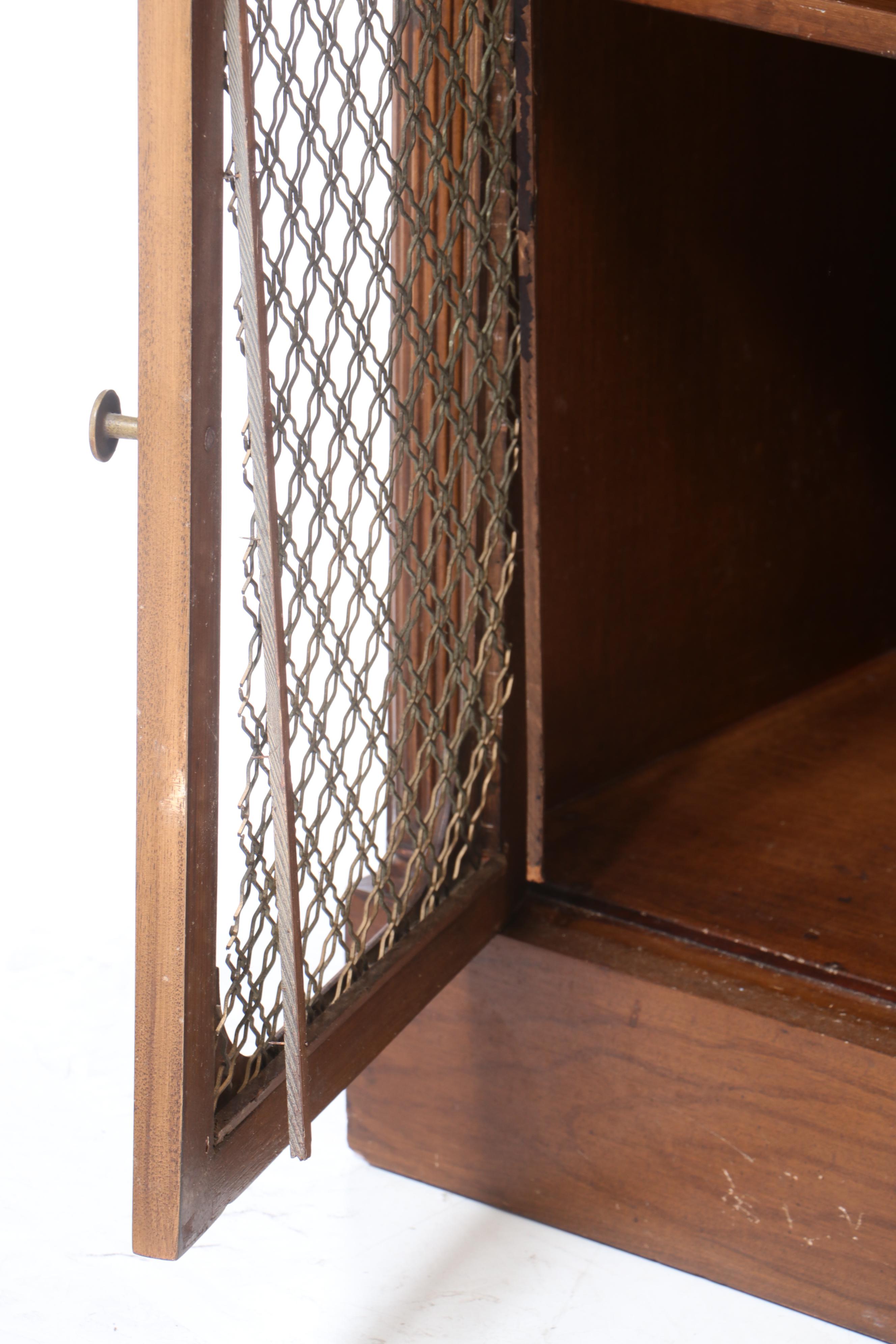 Leonardo Furniture Co., French Provincial Style Walnut-Stained Display Cabinet