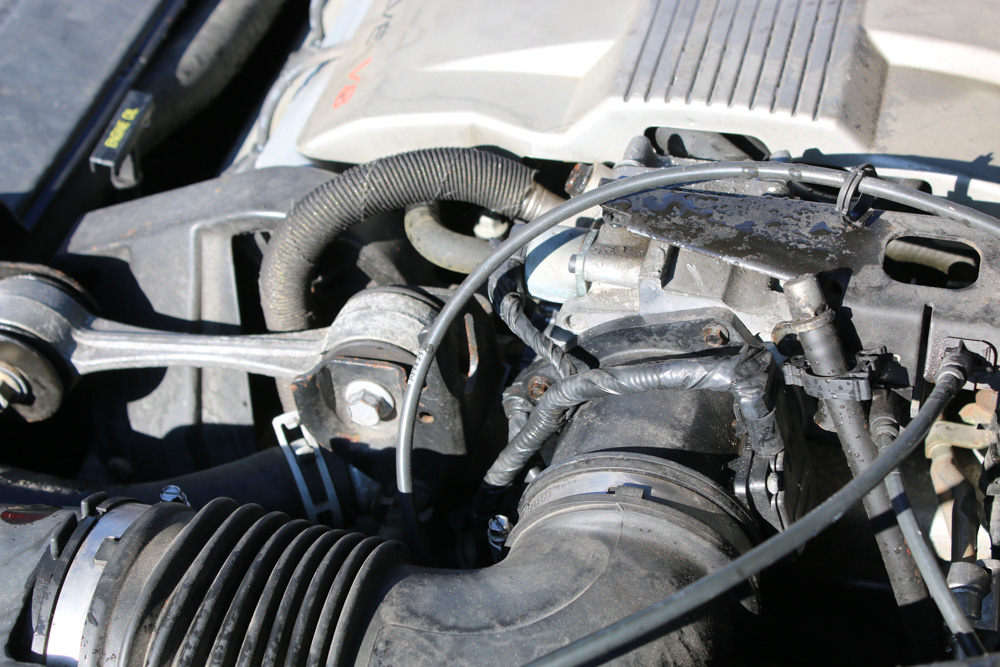 1999 Cadillac DeVille Tuxedo Edition Sedan in Crimson Pearl