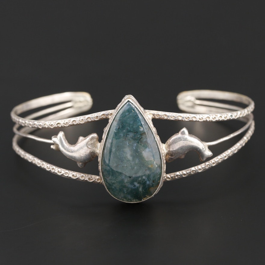 Southwestern Style Moss Agate Cuff Bracelet With Fish Motif