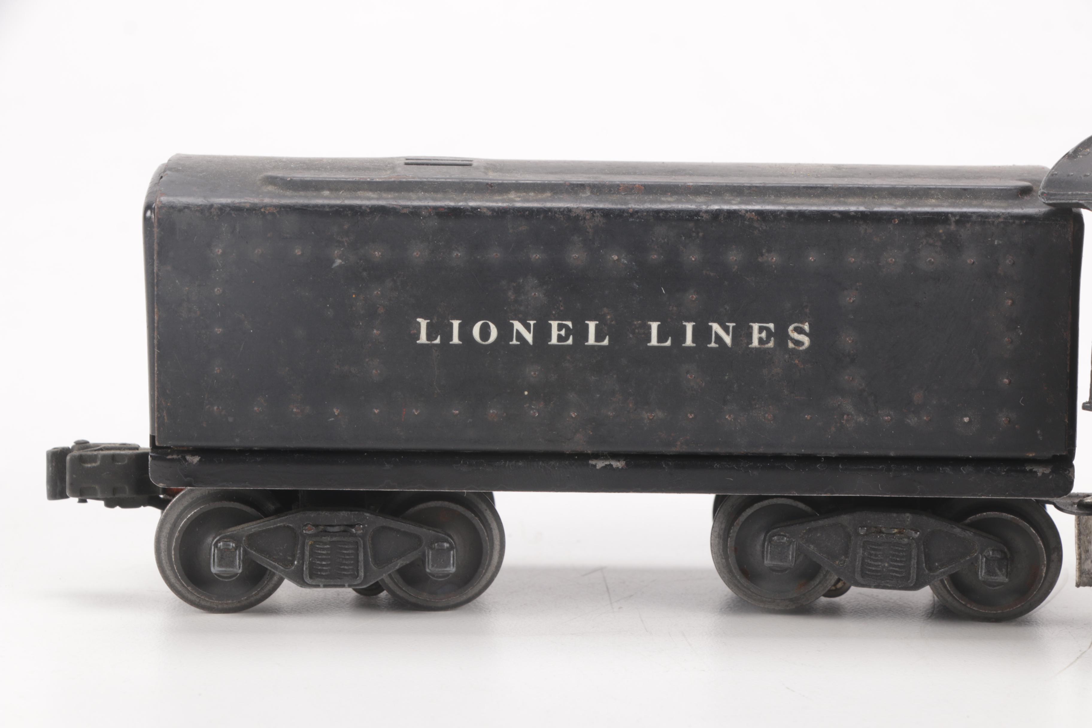 Lionel O-Gauge 1666 Steam Locomotive with 1654W Tender