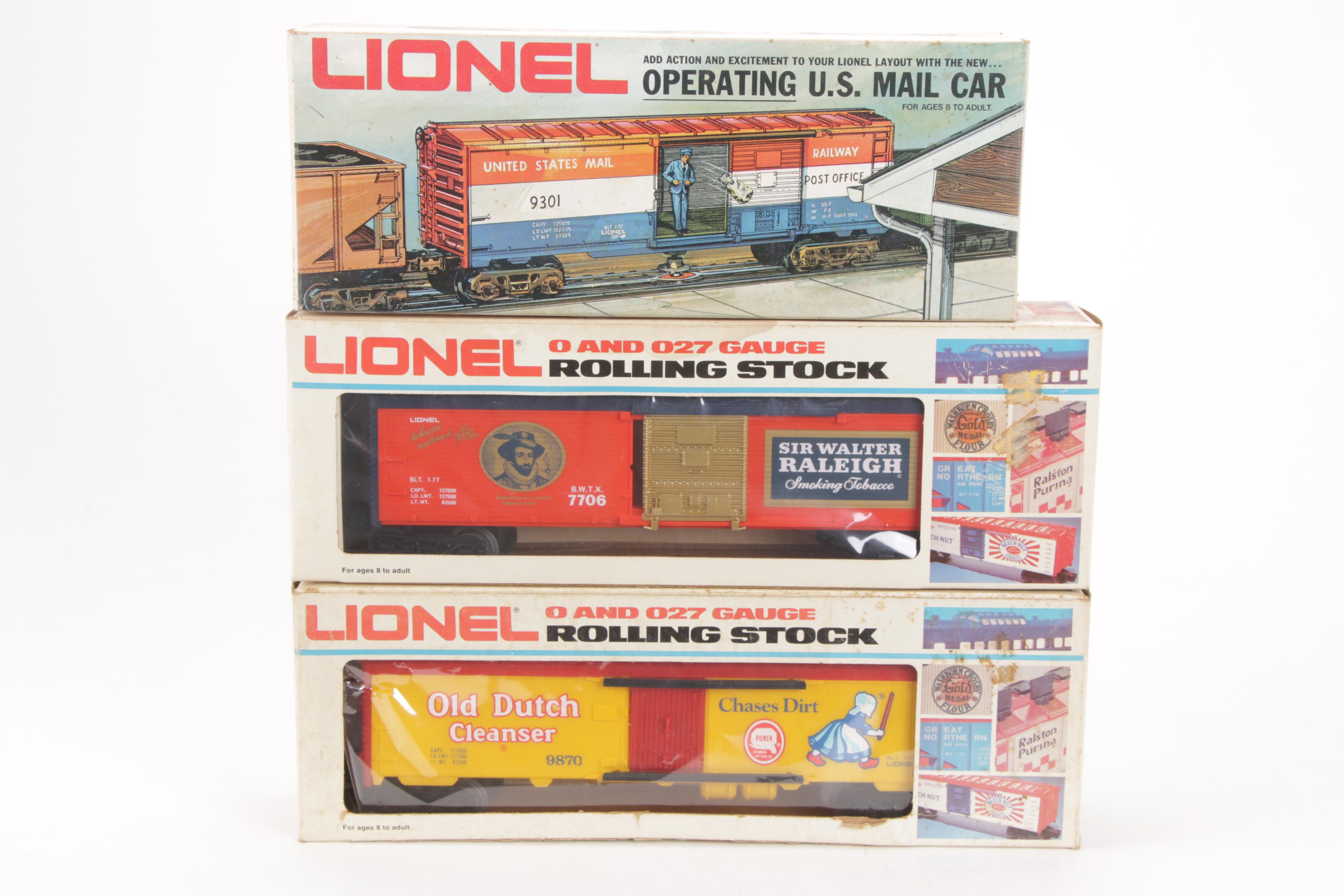 Lionel O-Gauge "Texas Special" 1055 Diesel Locomotive with Freight Cars