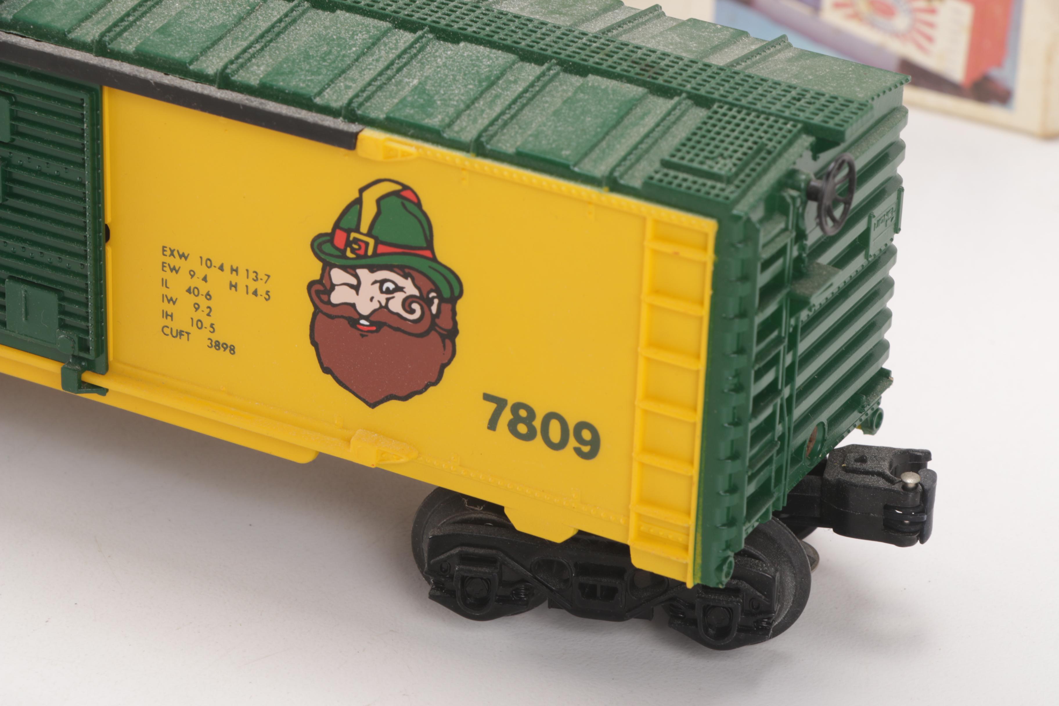 Lionel O-Gauge "Texas Special" 1055 Diesel Locomotive with Freight Cars