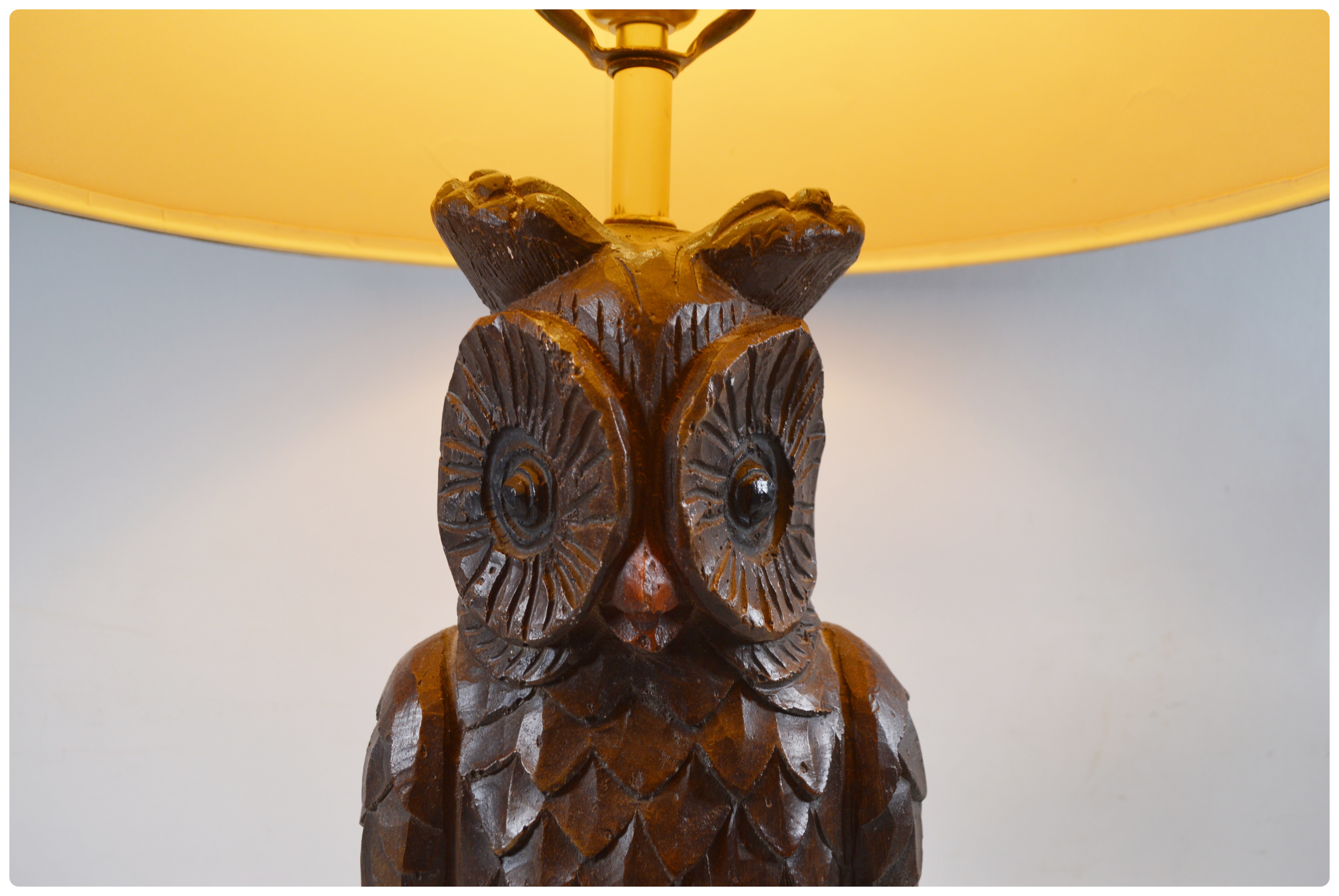 Ceramic Standing Owl Table Lamp