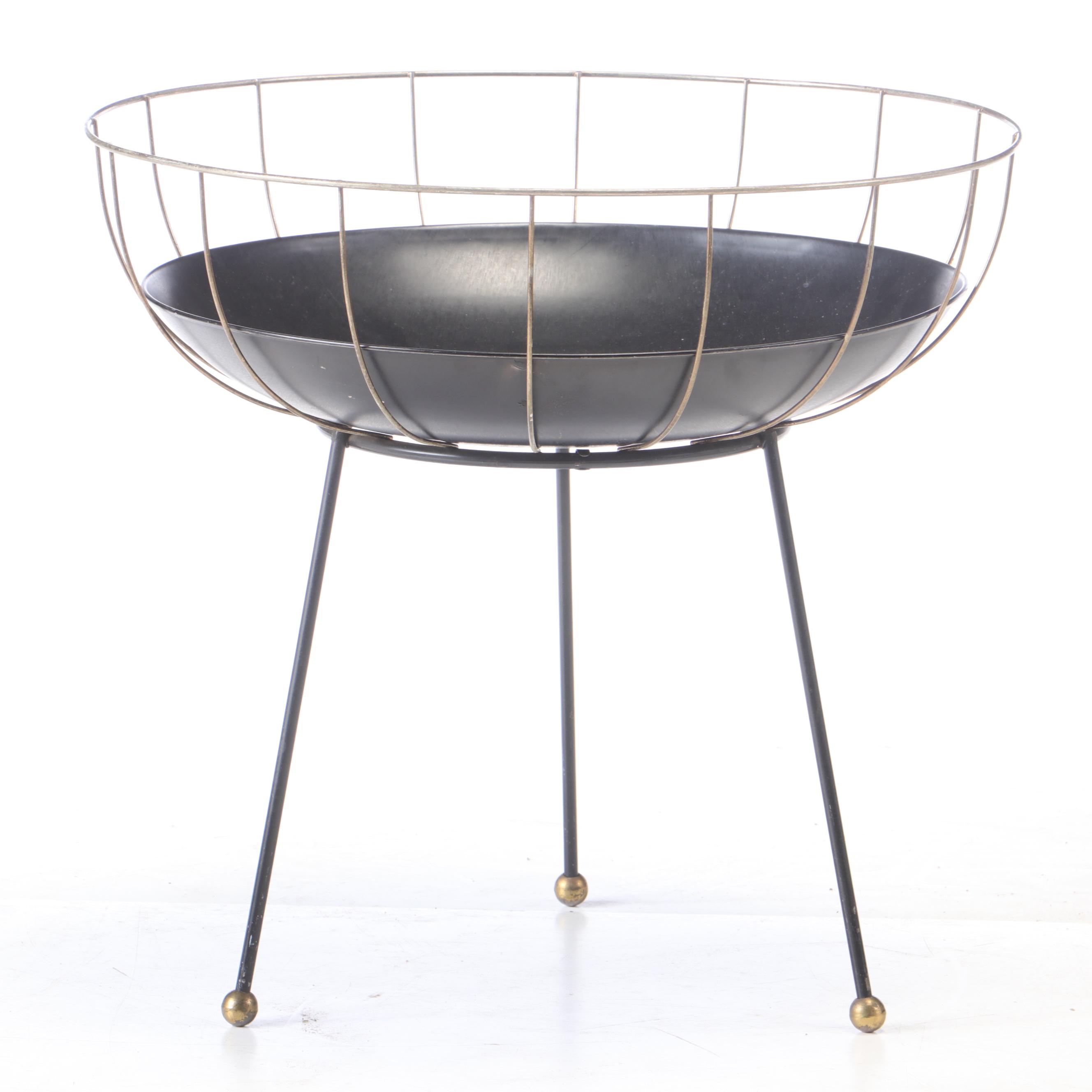 Mid Century Modern Metal Dish Shaped Side Table, Mid-20th Century