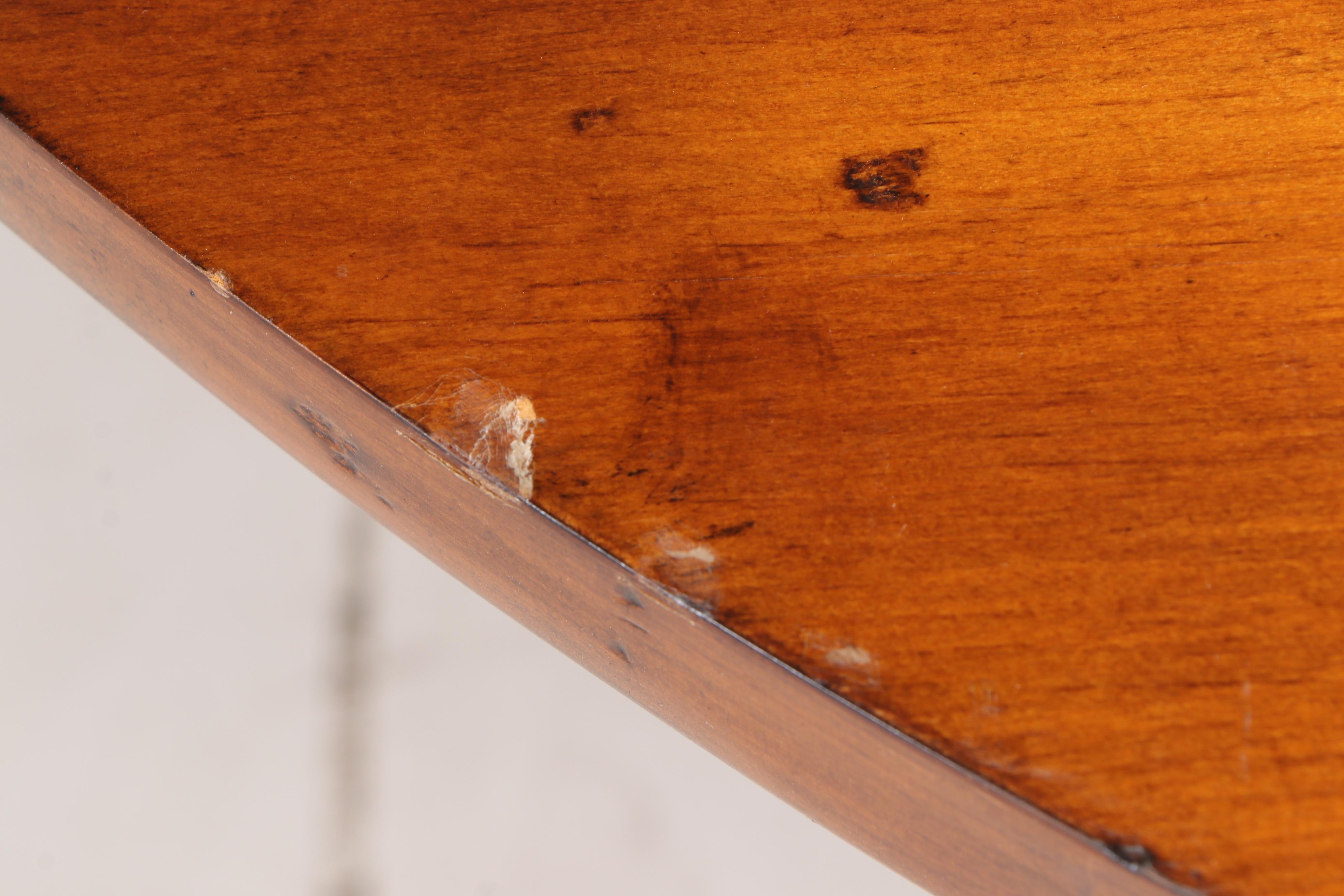 Ralph Lauren, George III Style Drop-Leaf Hunt Table