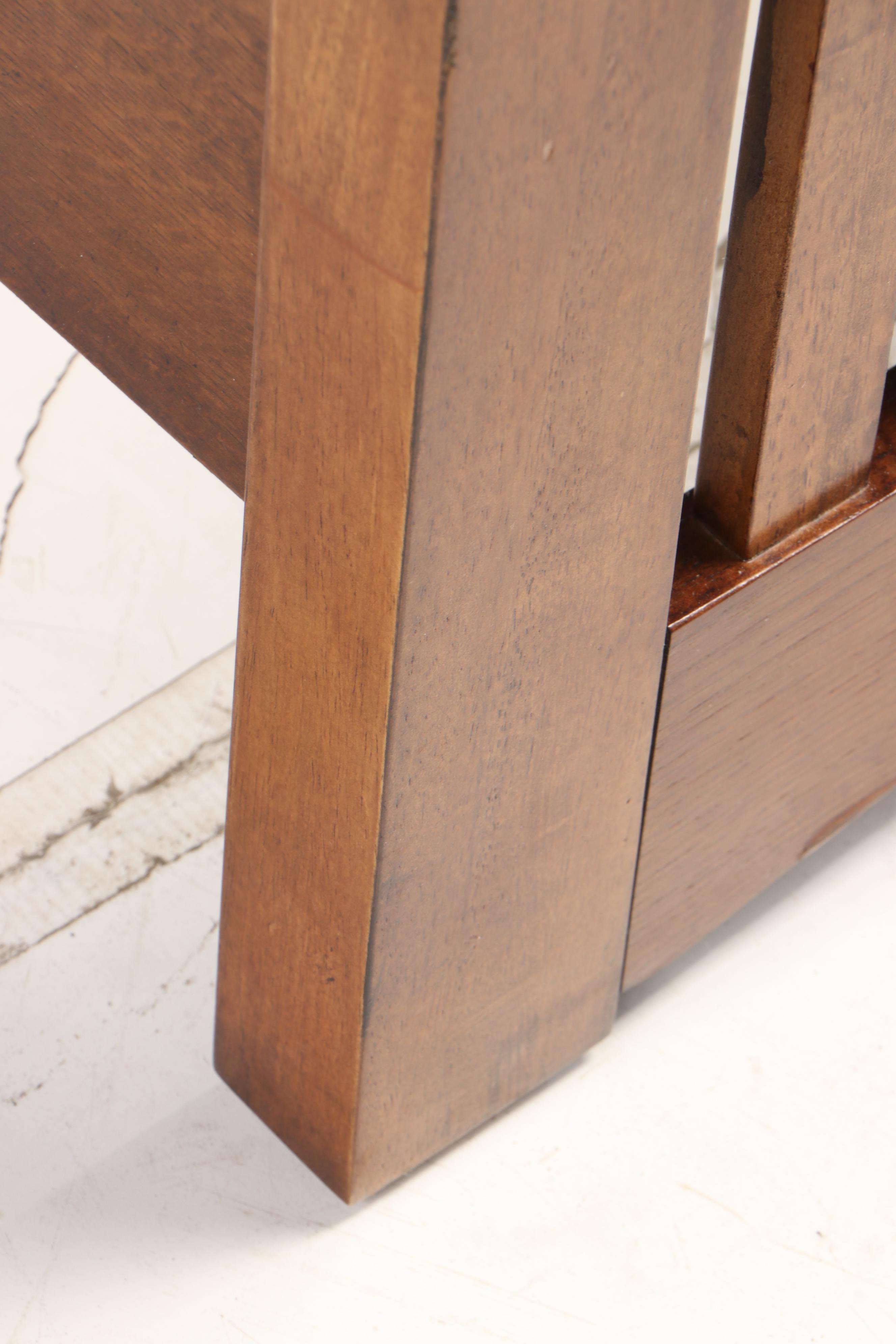 Mission Style Broyhill "Artisan Collection" Oak Queen Size Bed Frame