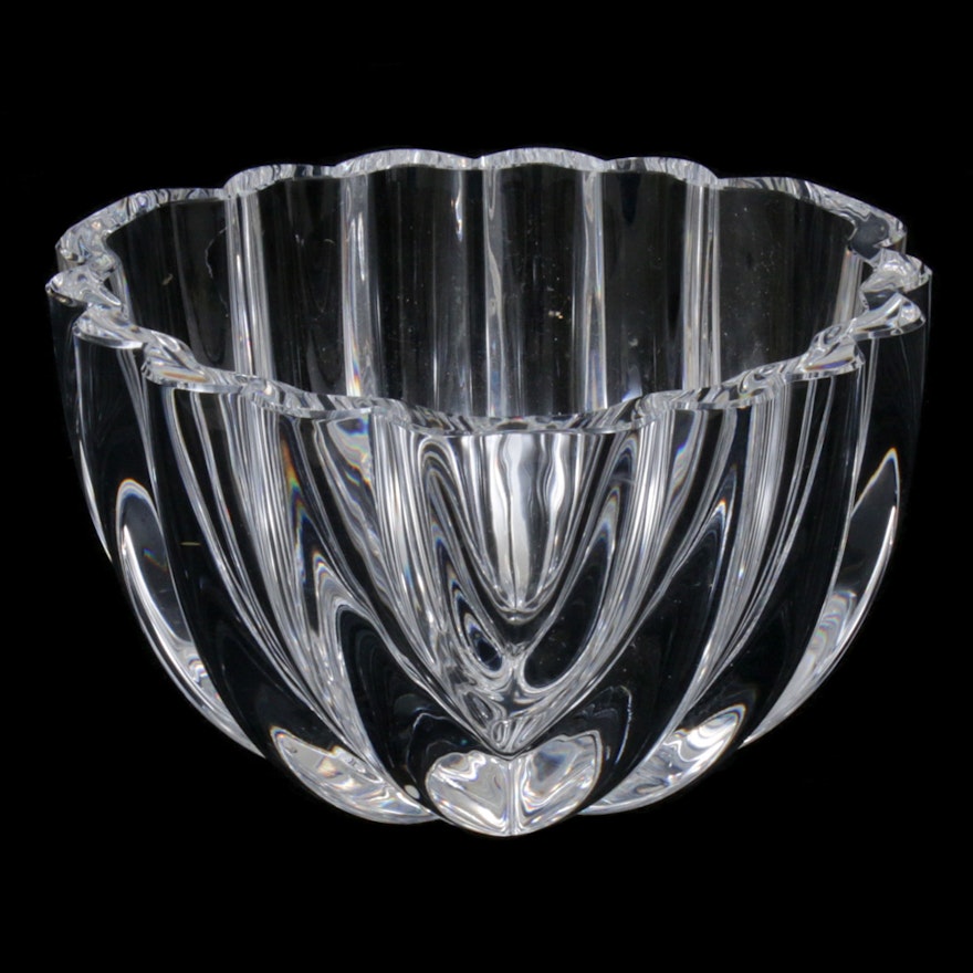 Orrefors "Isabella" Crystal Centerpiece Bowl, Mid to Late 20th Century