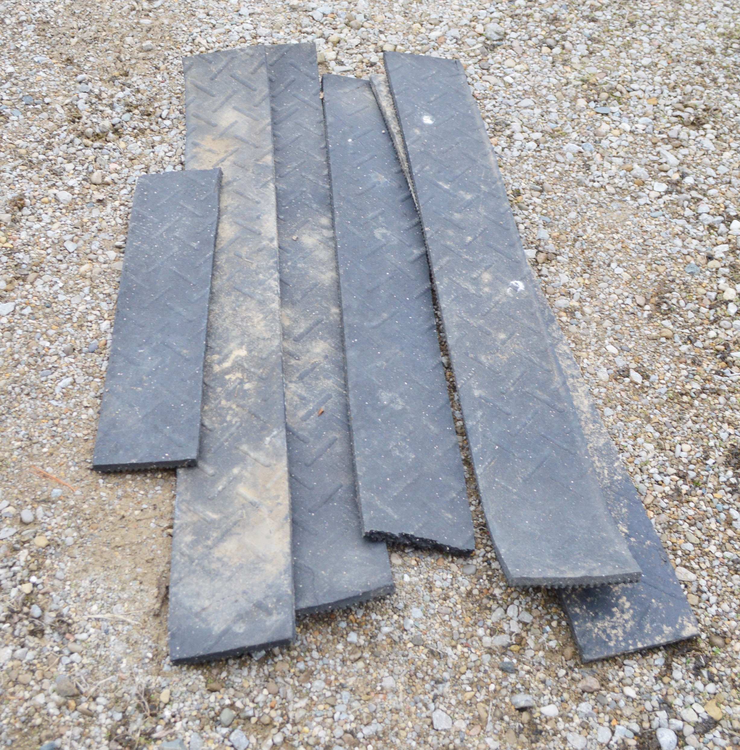 Metal Mesh Yard Cart Manual Pull Wagon