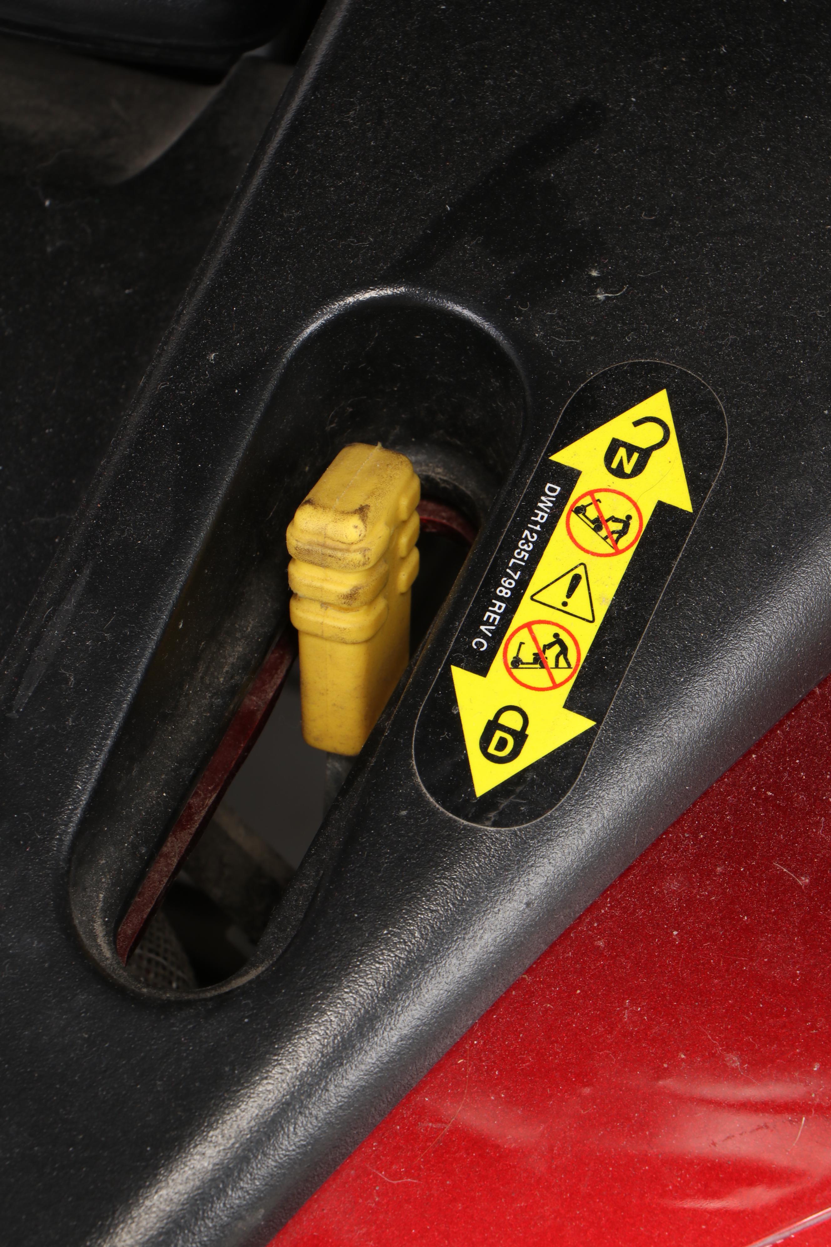 Pride 2005 Celebrity X Electric Mobility Scooter