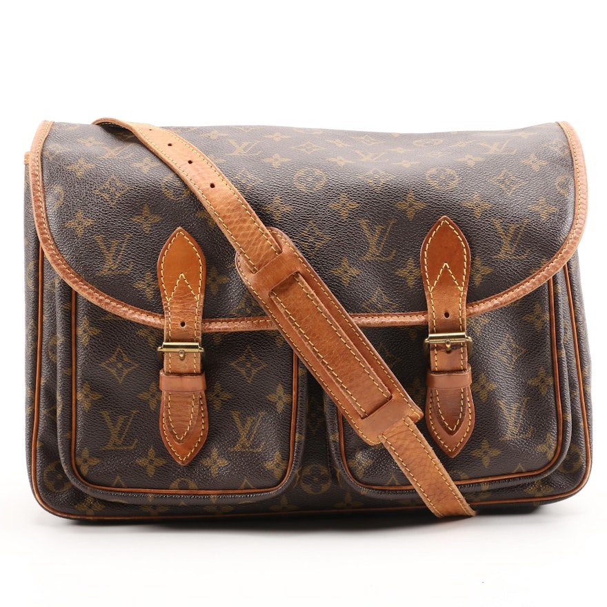Louis Vuitton Sac Gibeciere Messenger Bag in Monogram Canvas and Leather