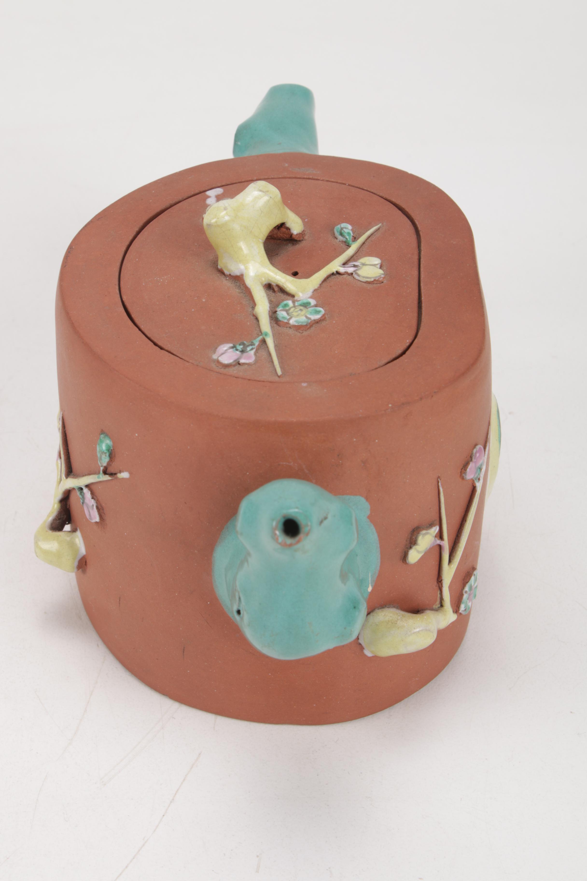 Chinese Red Stoneware Teapot, Late 19th / Early 20th Century