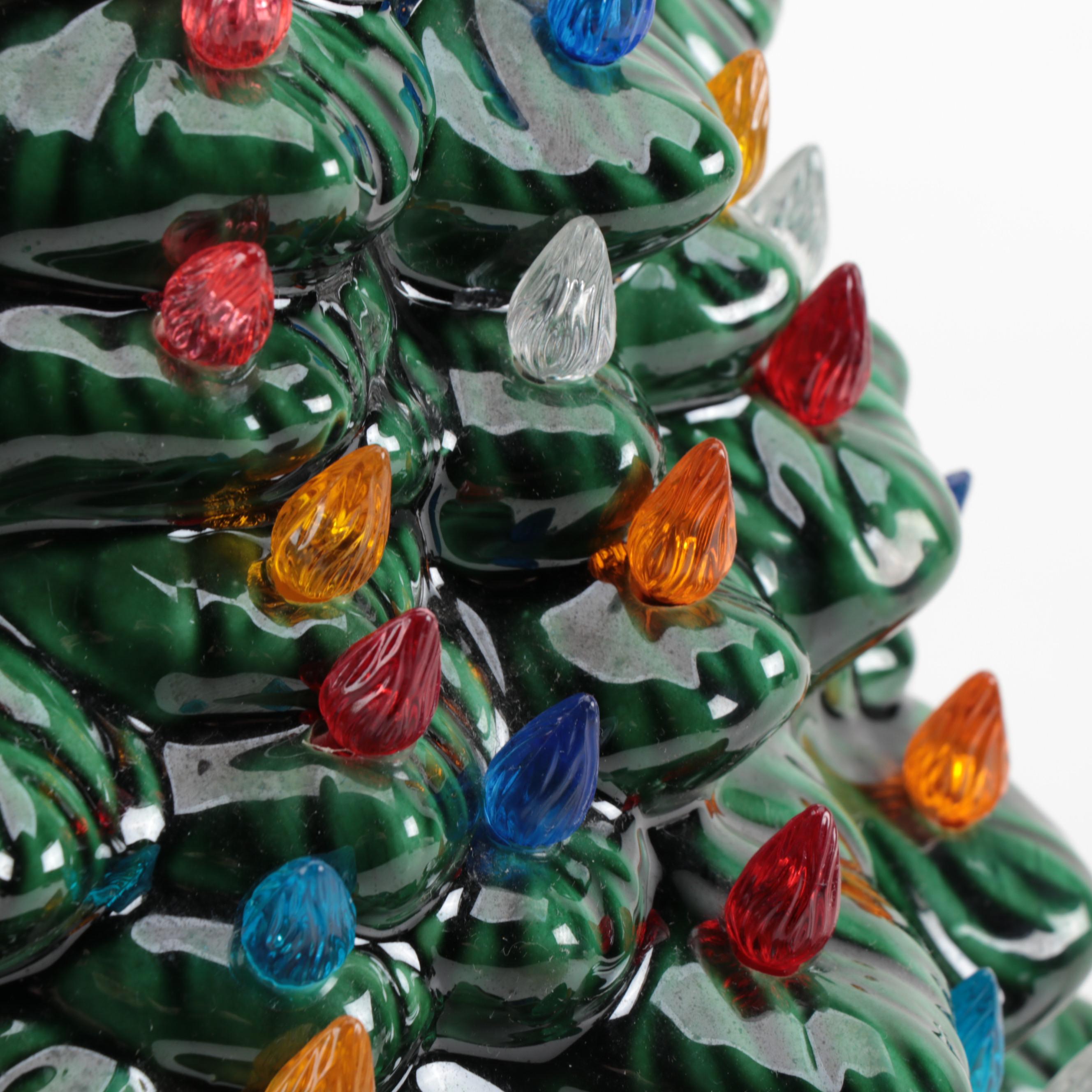Holland Mold Illuminated Ceramic Christmas Tree
