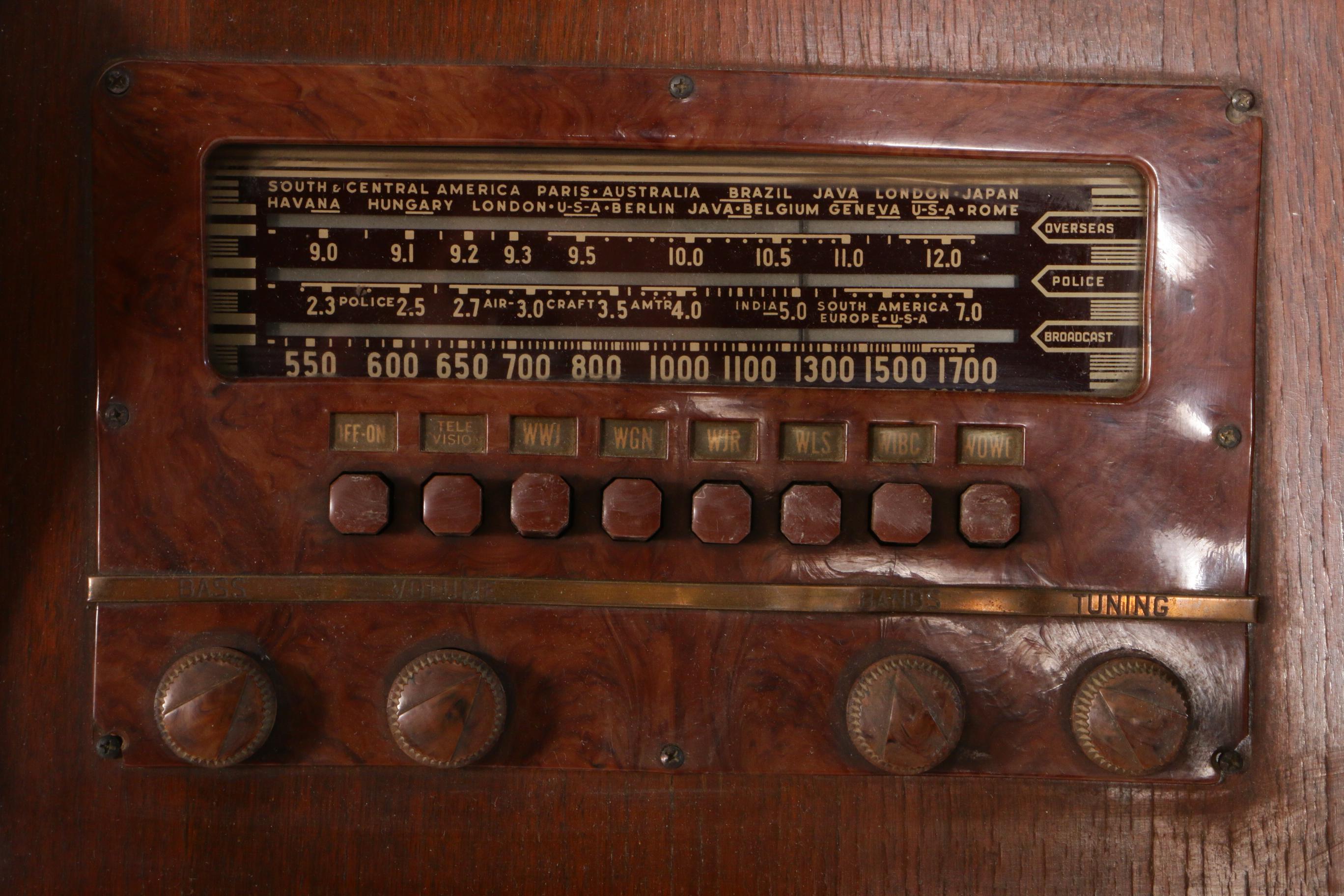 Philco 41-280 Radio Console, 1940s