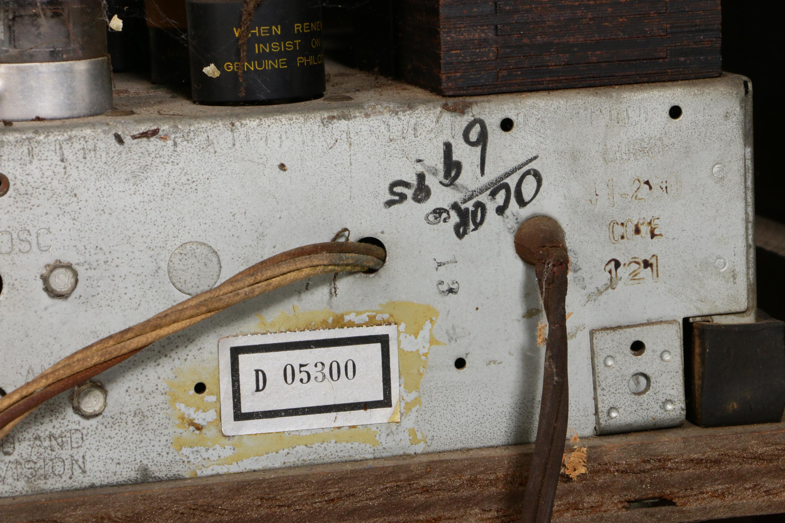 Philco 41-280 Radio Console, 1940s