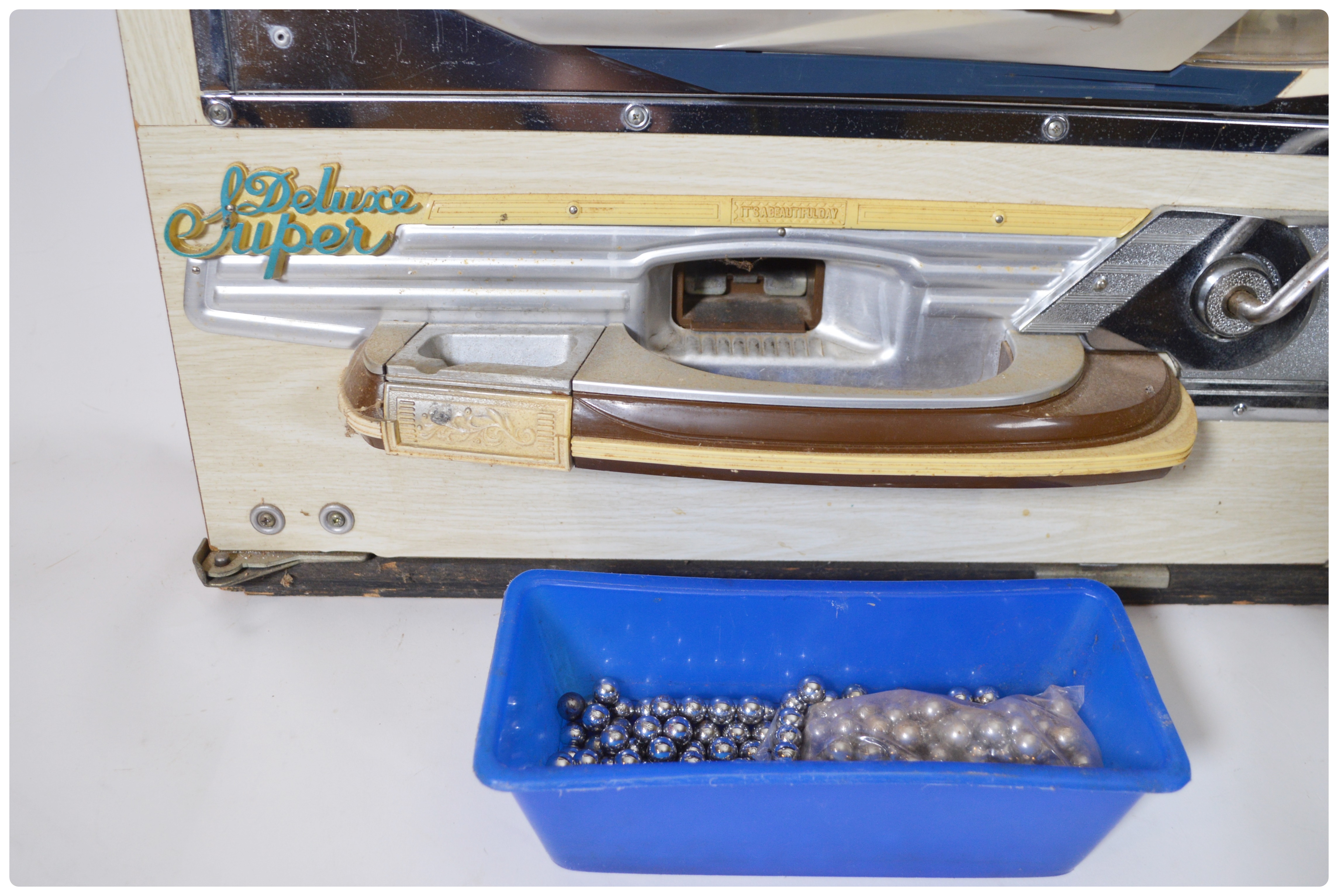 Nishijin Sophia Super Deluxe Pachinko Pinball Machine