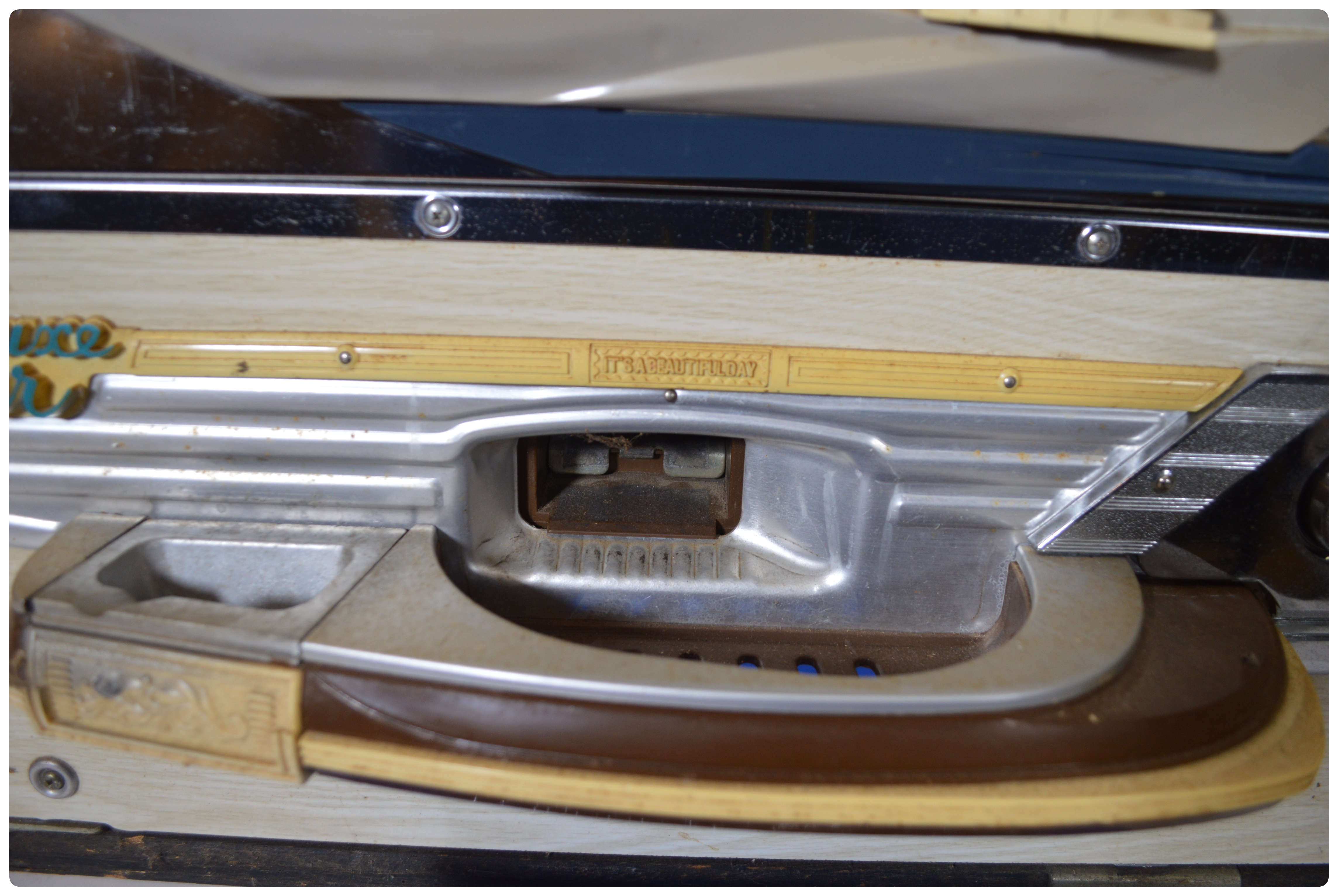 Nishijin Sophia Super Deluxe Pachinko Pinball Machine