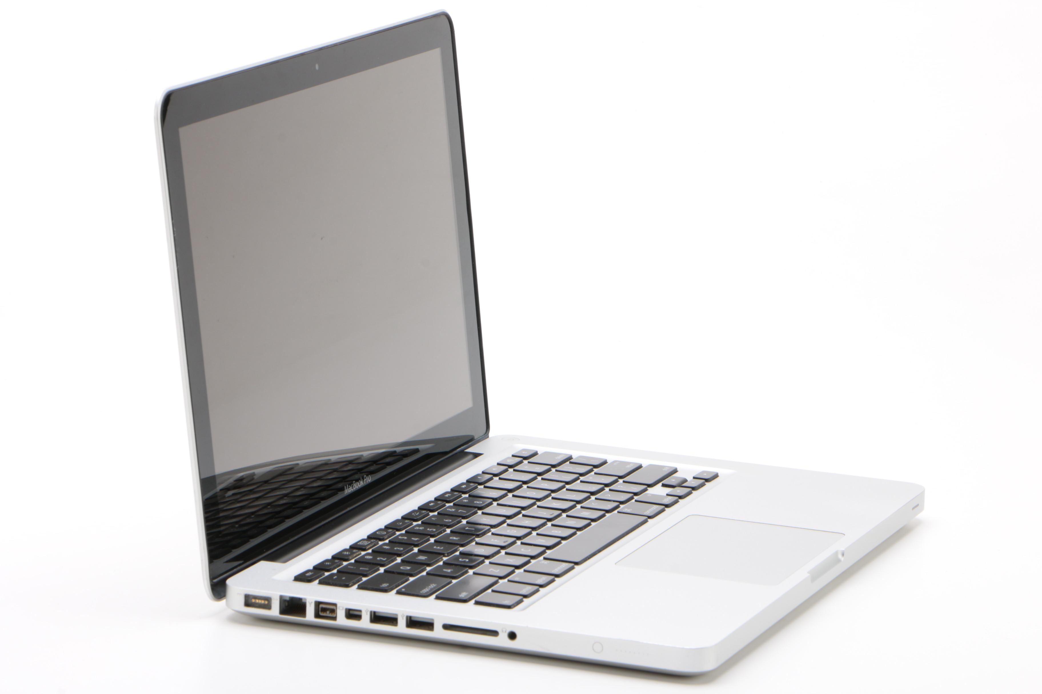 Apple 13" MacBook Pro Laptop with Power Adapter, Mid-2009